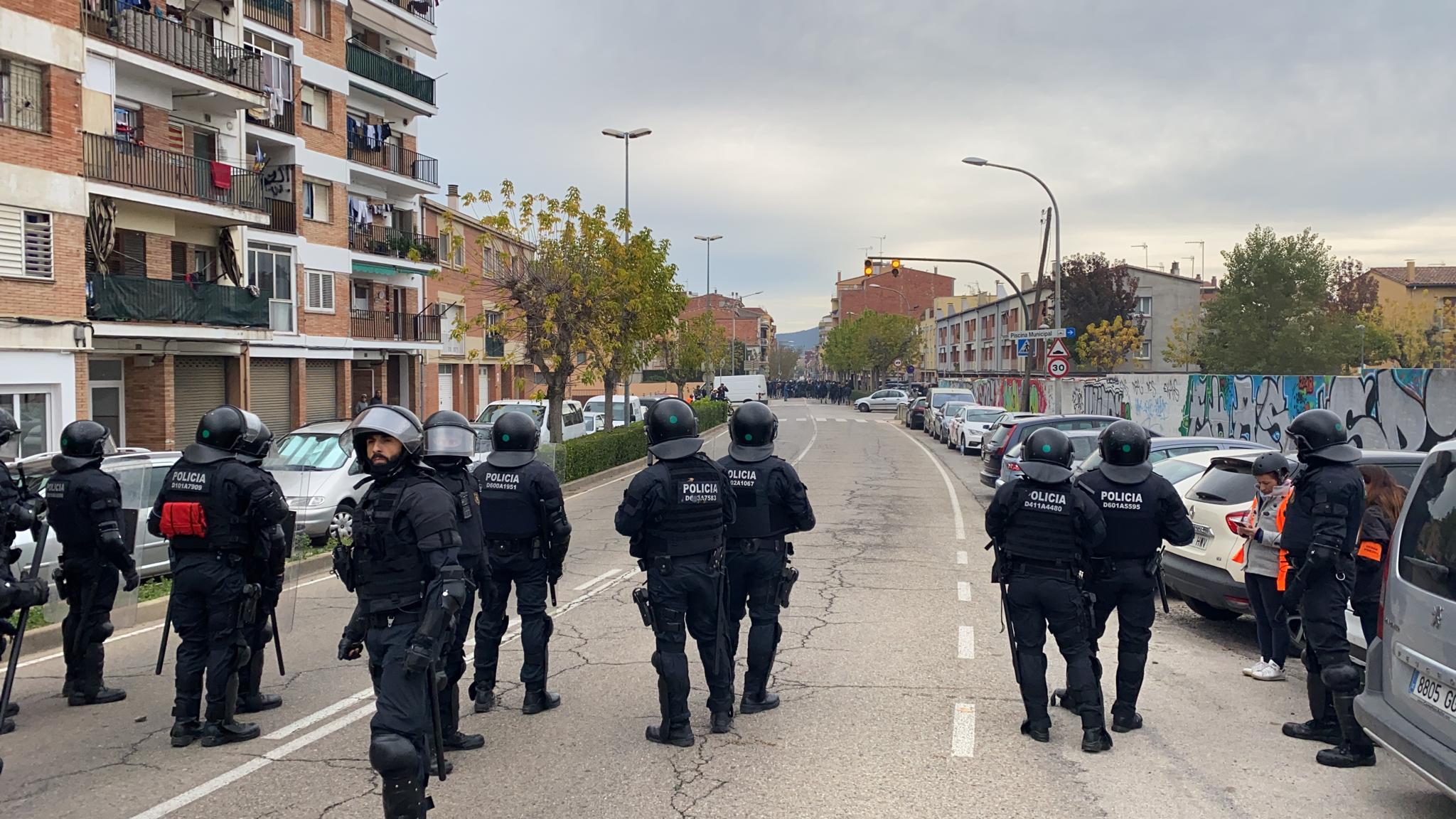 mossos salt adria rovira