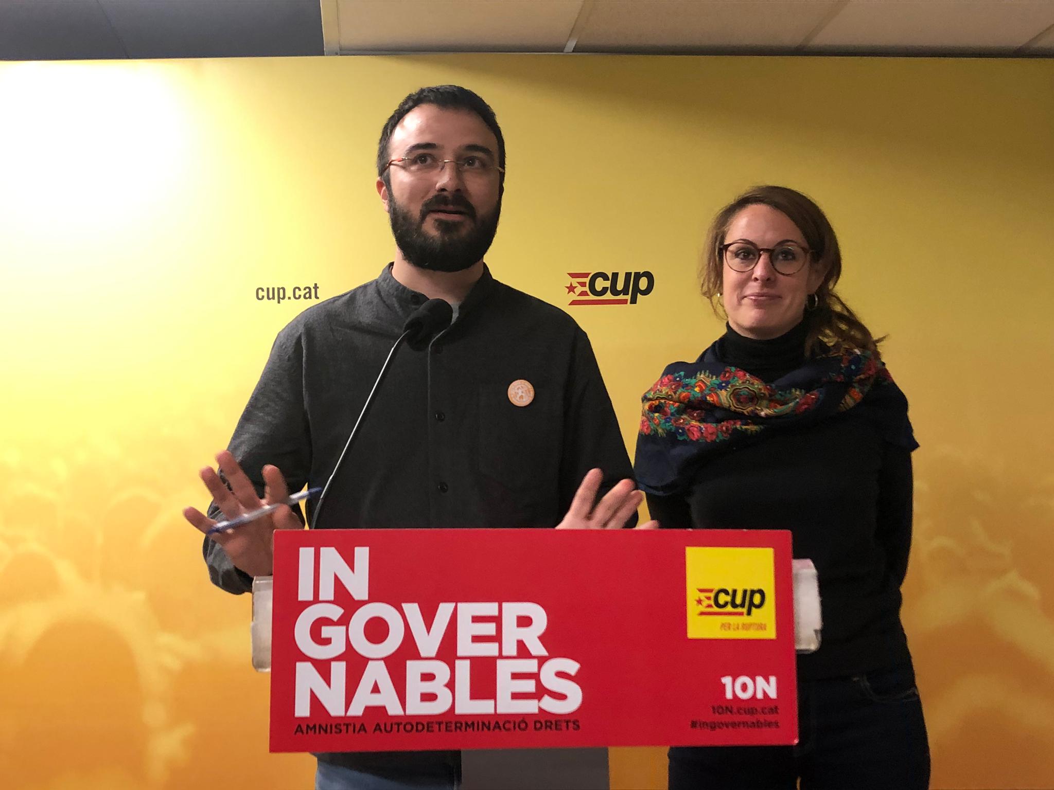 La CUP exige a independentistas y comunes un frente común para bloquear la investidura