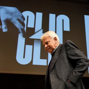 Crítiques a Alemanya a Gónzalez, premi Carlemany, pels "esquadrons de la mort"