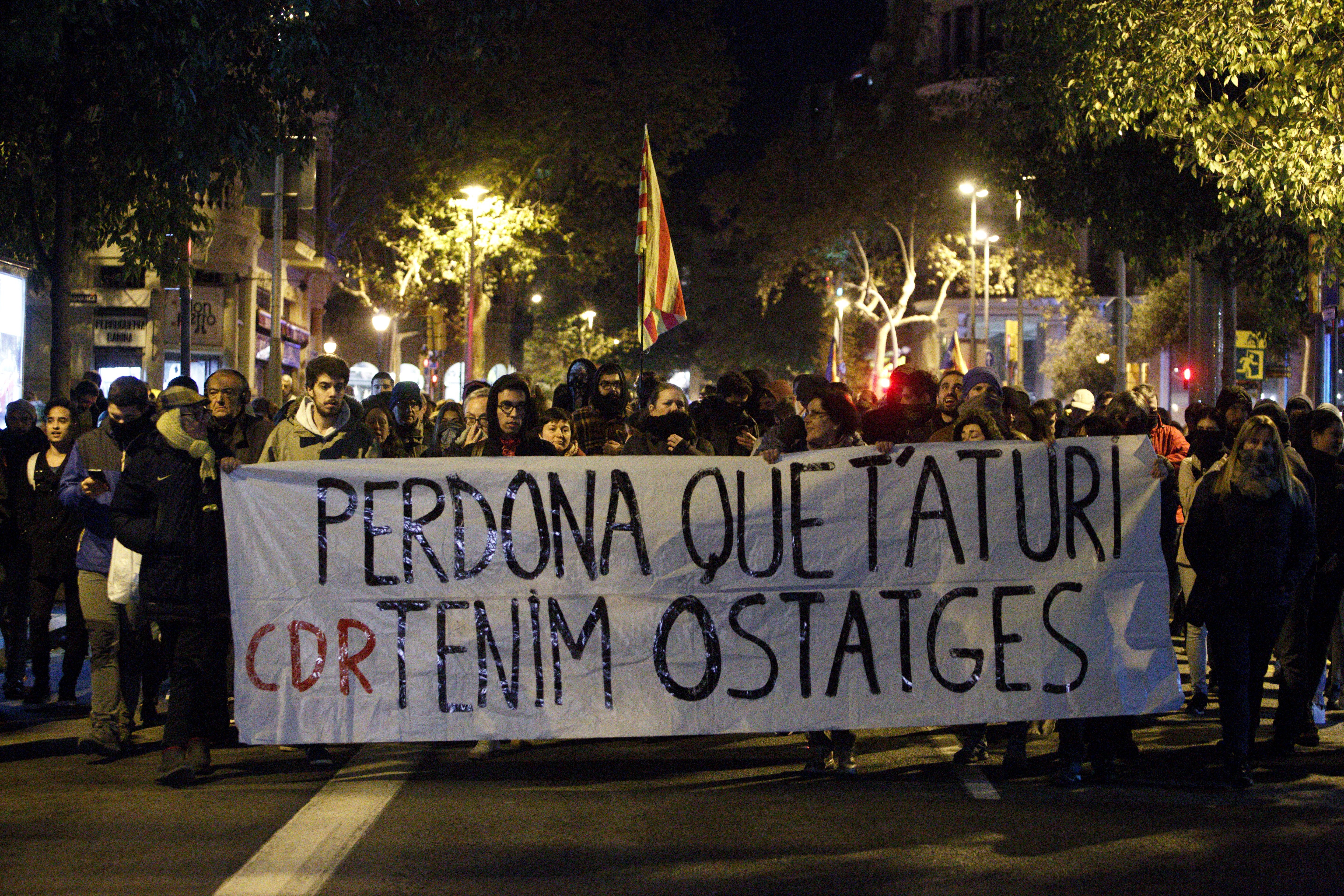 Los CDR convocan una protesta al cuartel de la Guardia Civil de Gracia