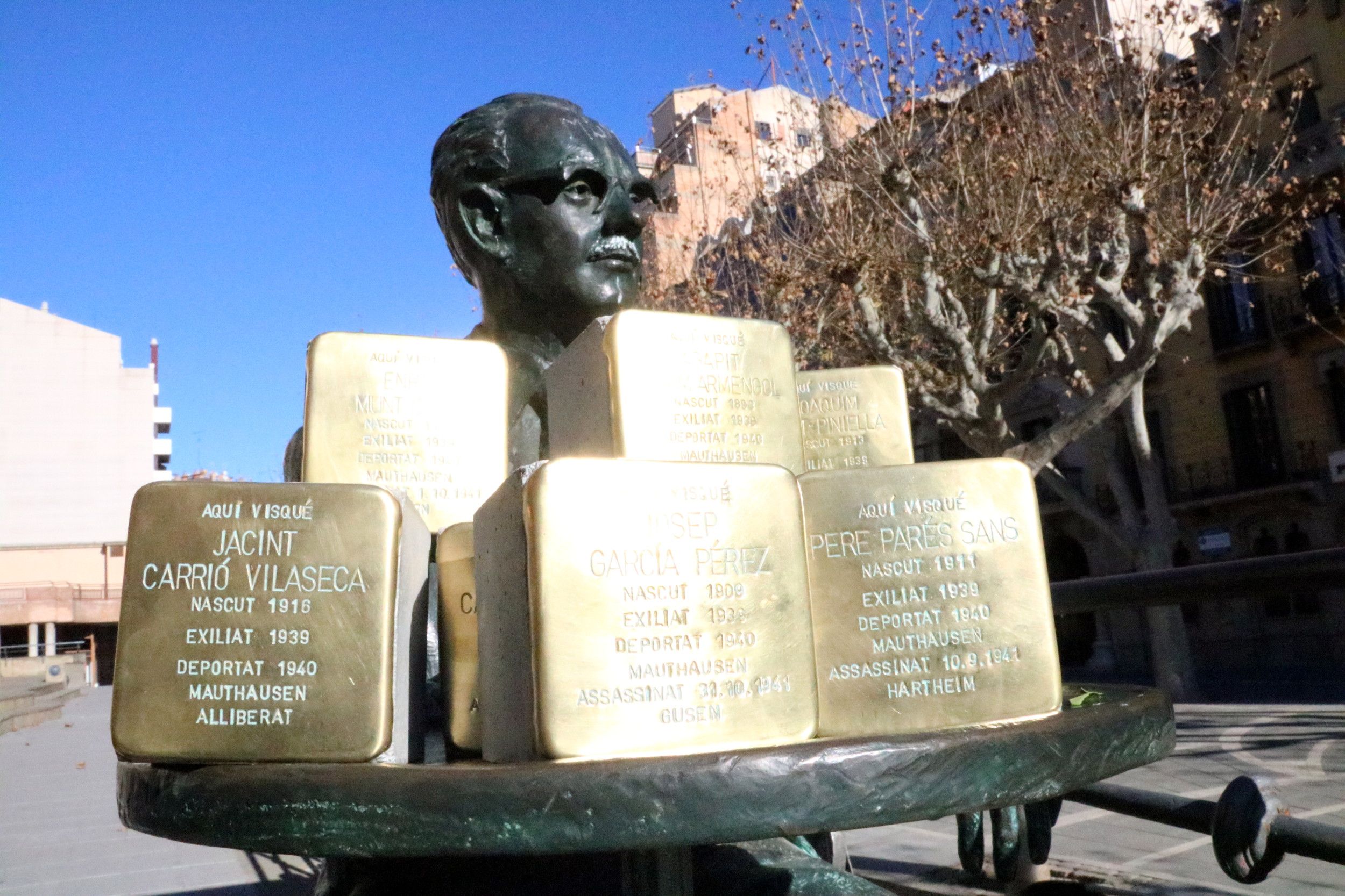 Les Stolpersteine: humils pedres que lluiten contra l’oblit de l'Holocaust