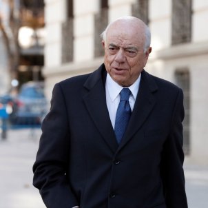 Anticorrupció vol que González (BBVA) declari per administració deslleial