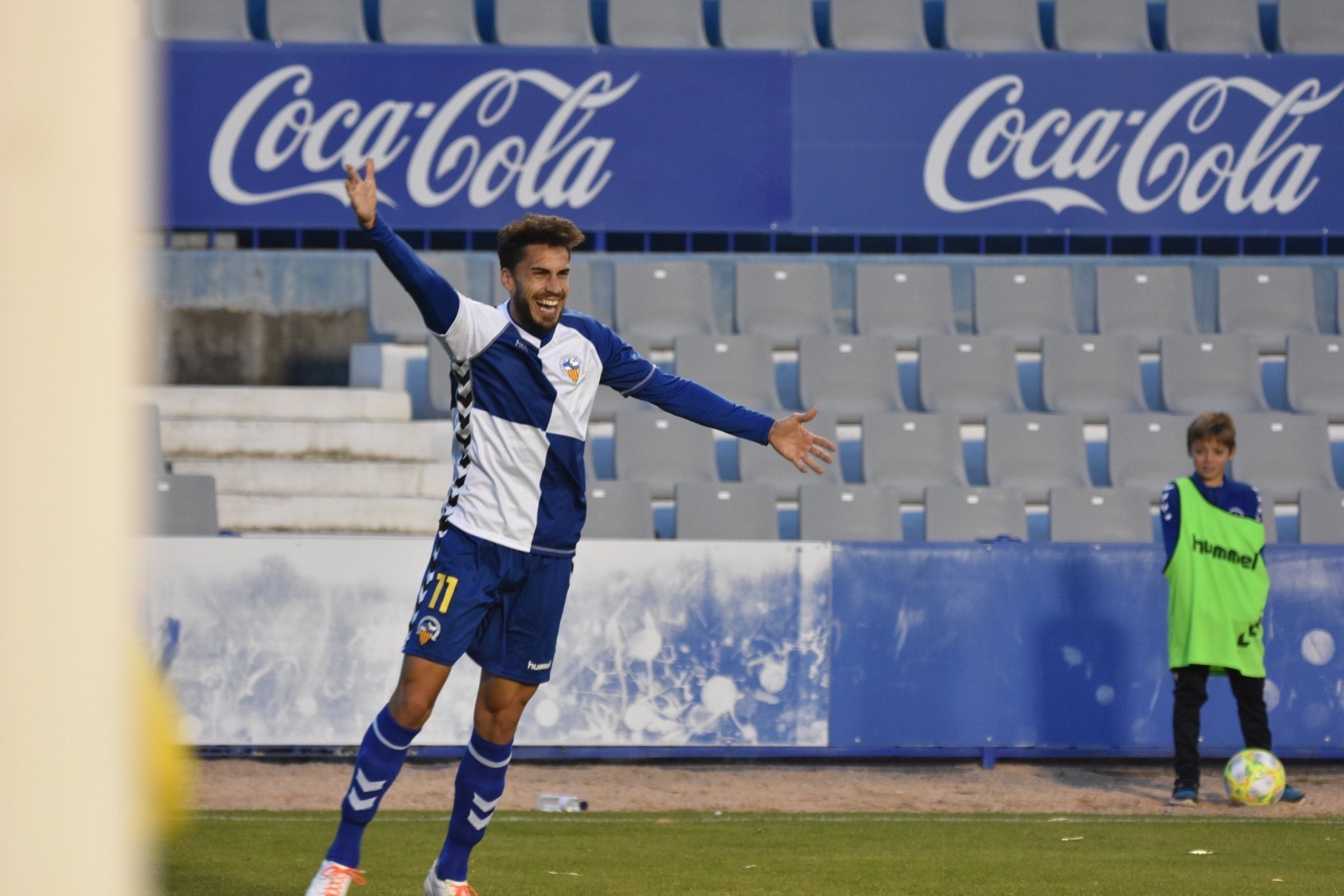 El Lleida Esportiu i el CE Sabadell, a la zona noble de Segona B a dos punts del líder Castelló