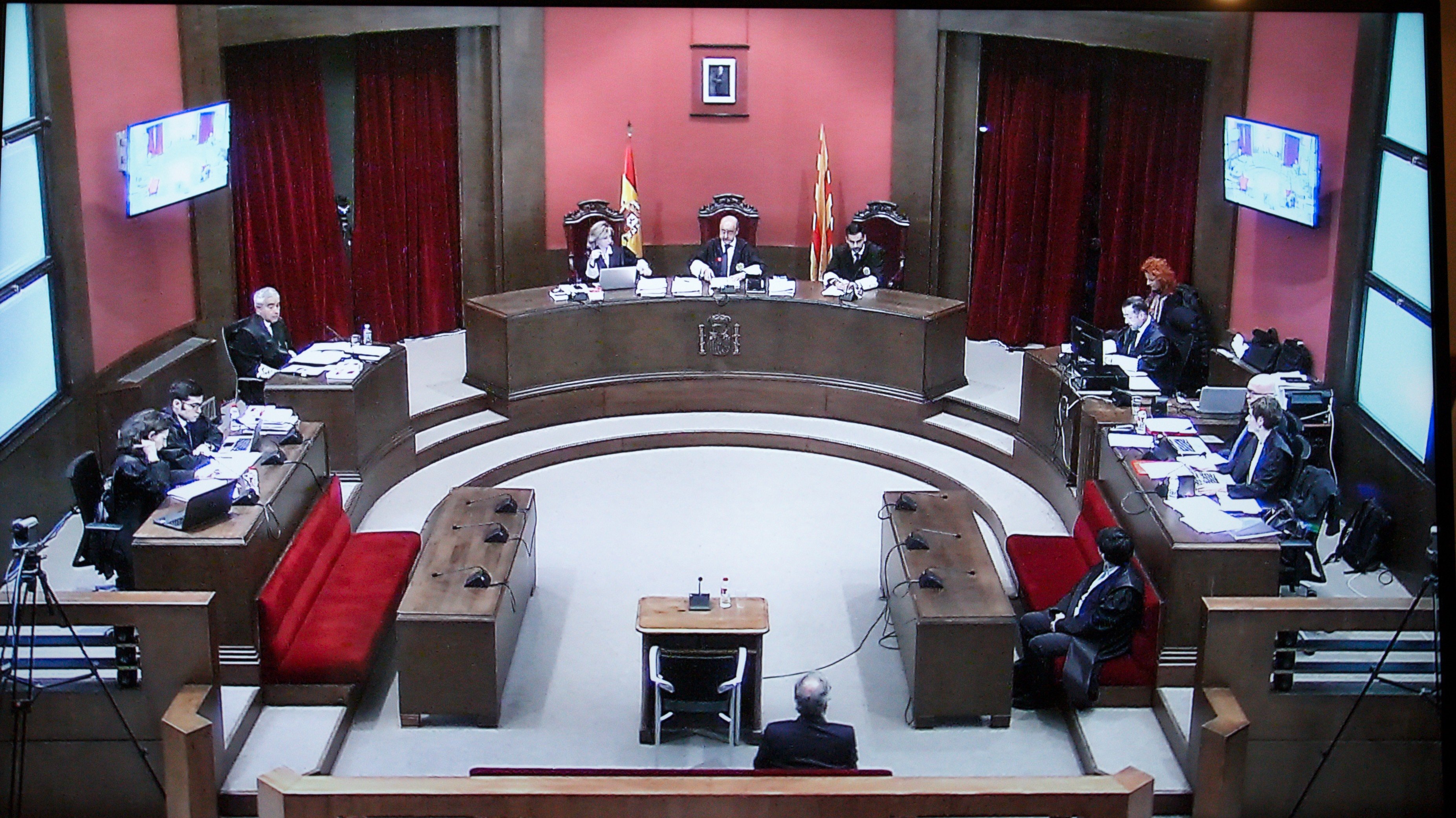 Boye denuncia que un dels jutges de Torra ha anat a una trobada amb Manuel Valls