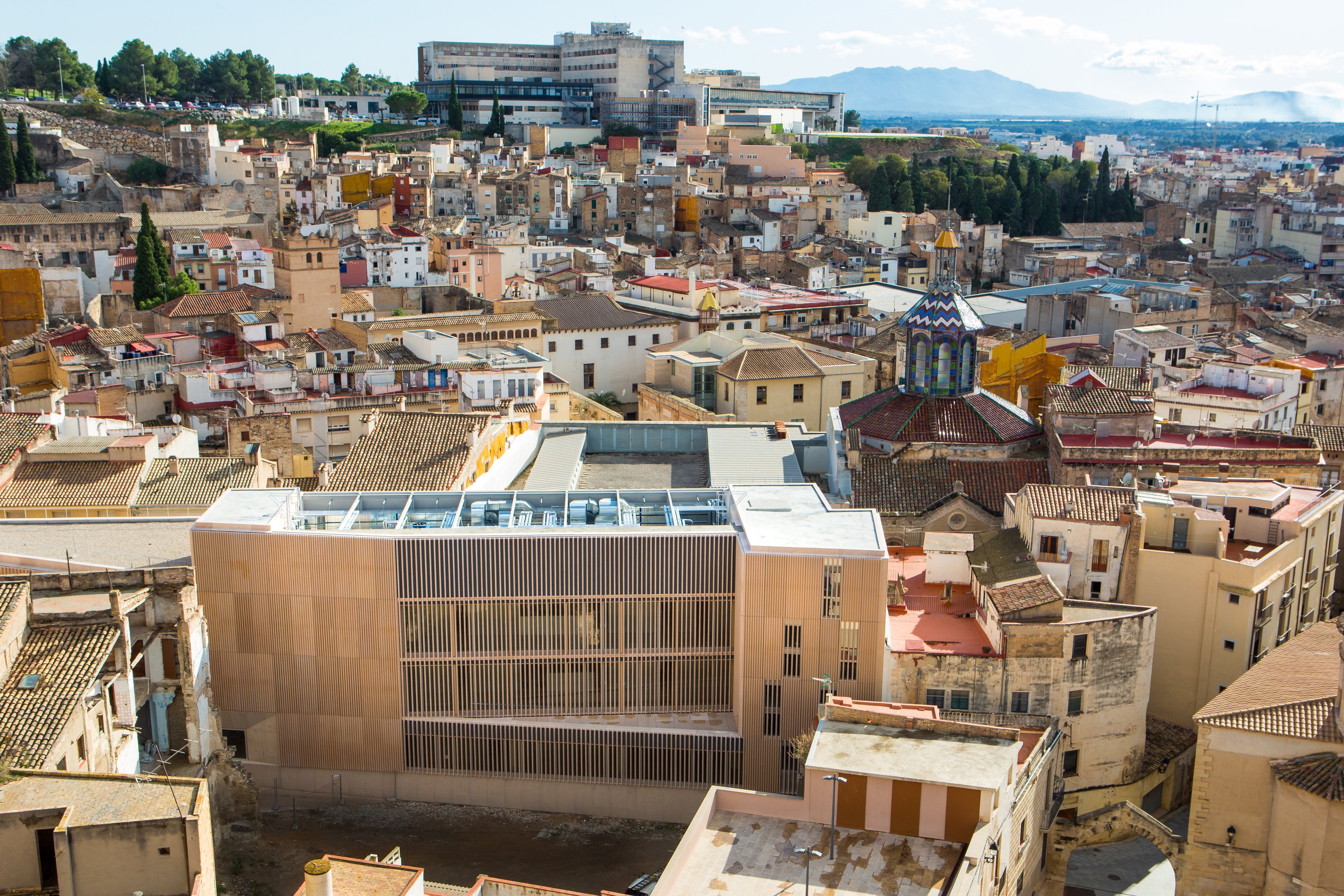 La Generalitat inaugura el nou Palau de Justícia de Tortosa