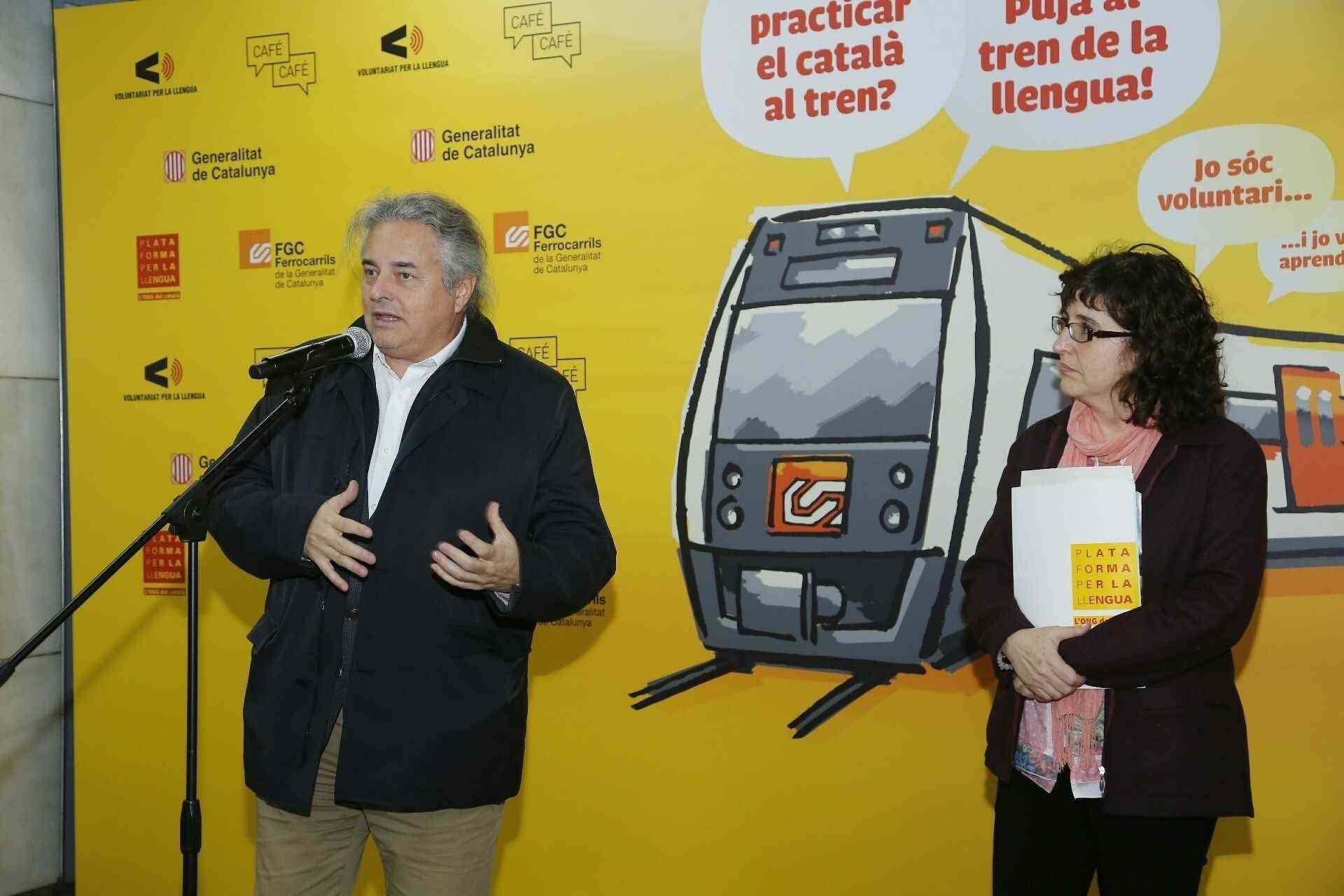 El Tren de la llengua de FGC incentiva el catalán entre los viajeros