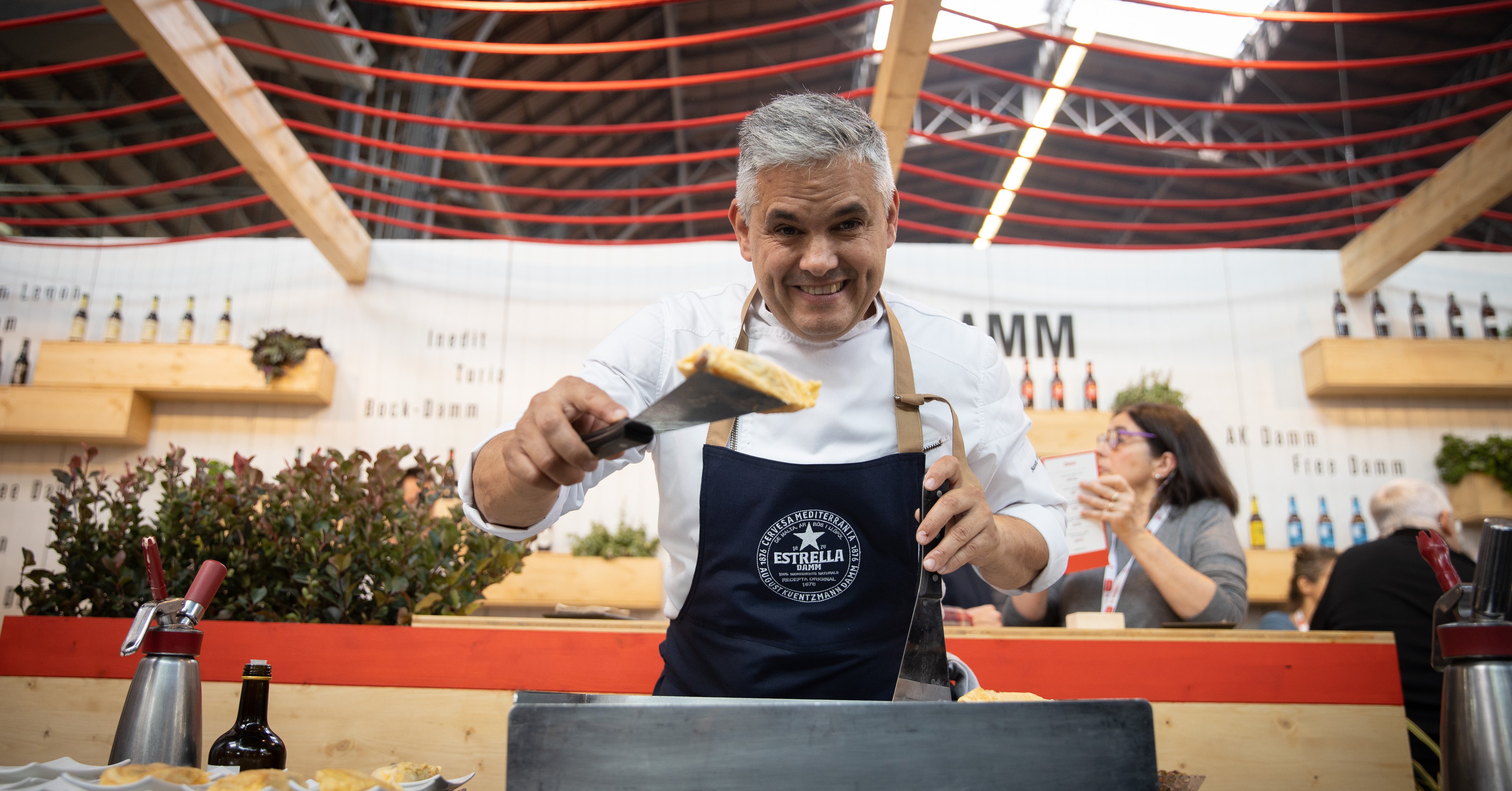 Nandu Jubany muestra como maridar sus platos con las cervezas de Damm