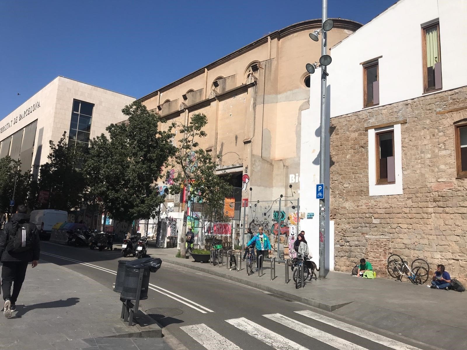 El CAP del Raval irá a la Capella de la Misericòrdia y el MACBA se ampliará en la plaza