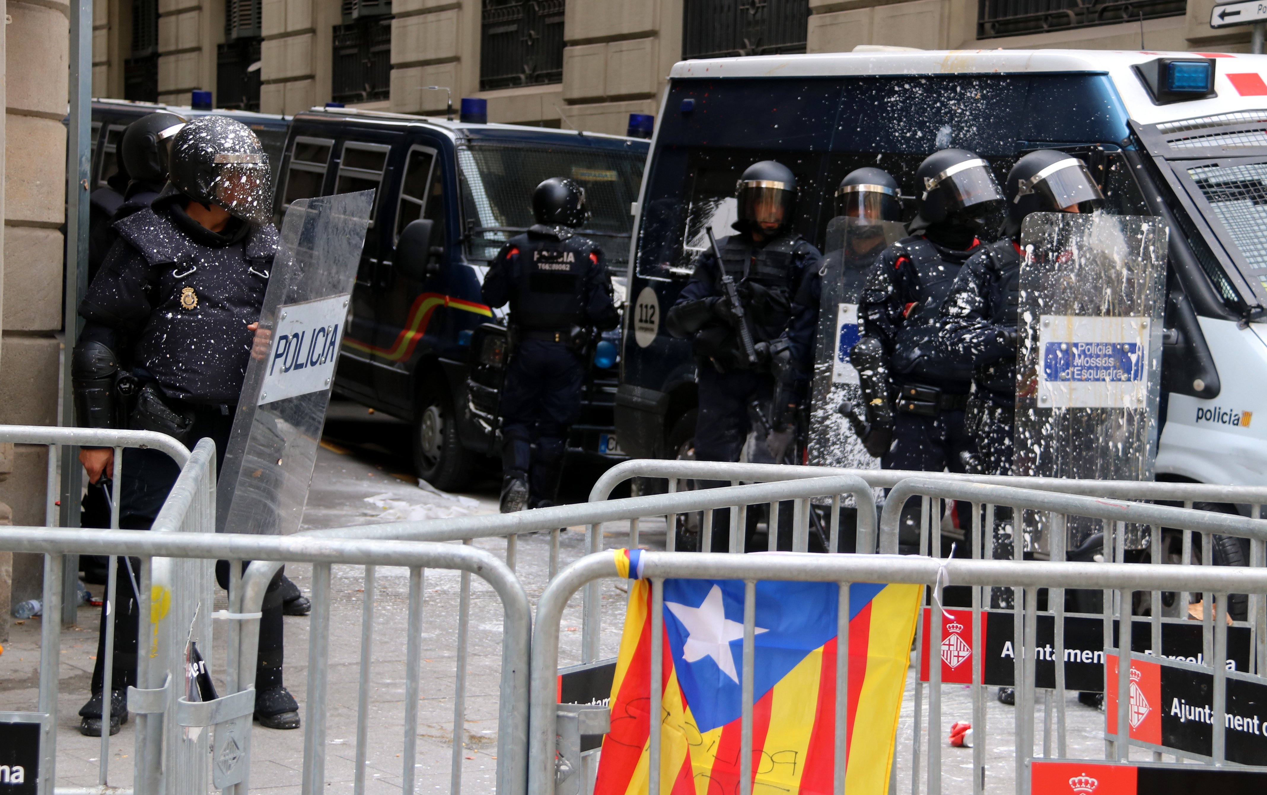 Rebelión policial contra el desmantelamiento de la comisaría de Via Laietana