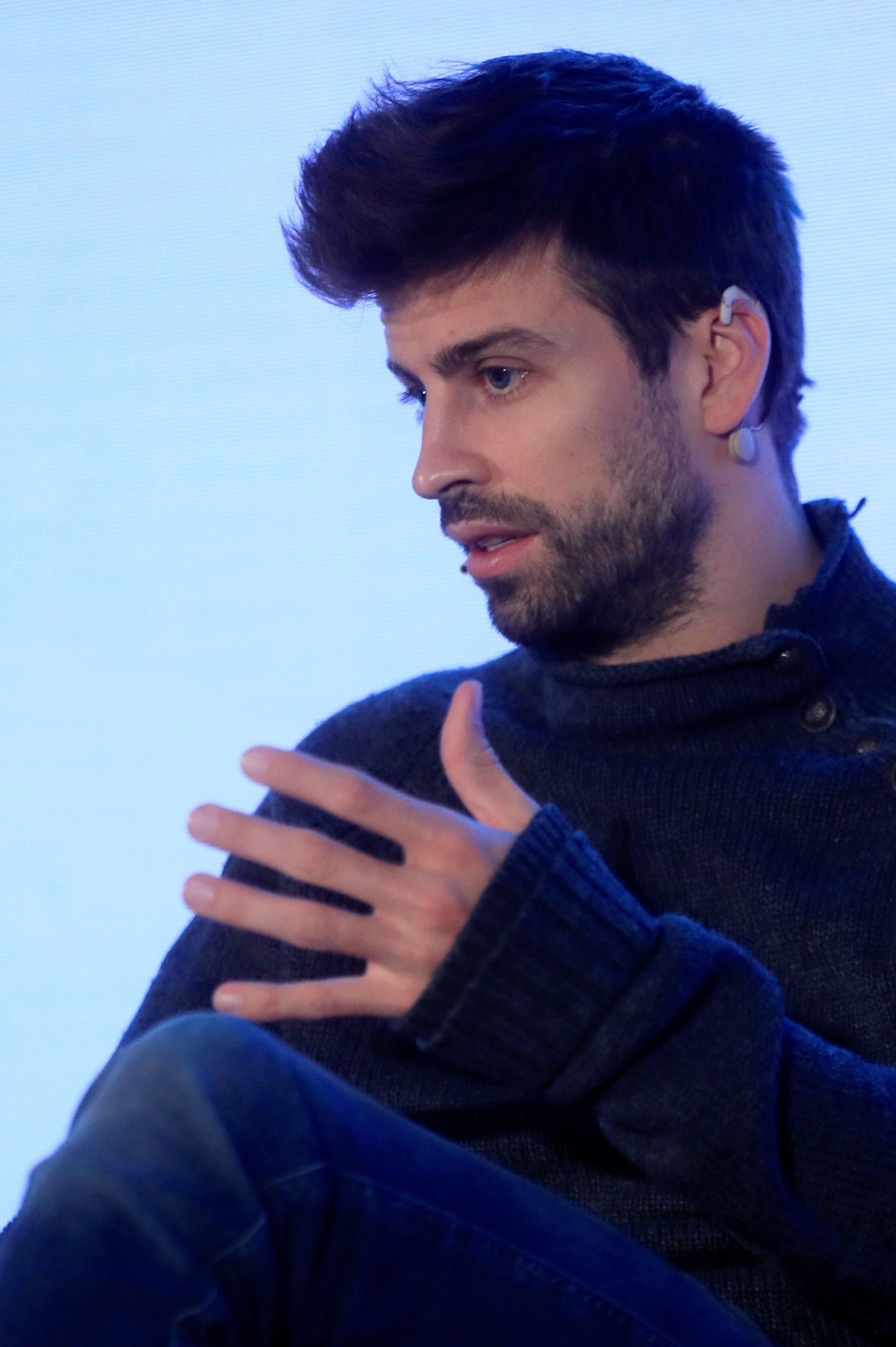 Piqué rectifica y ahora niega que duerma cuatro horas al día