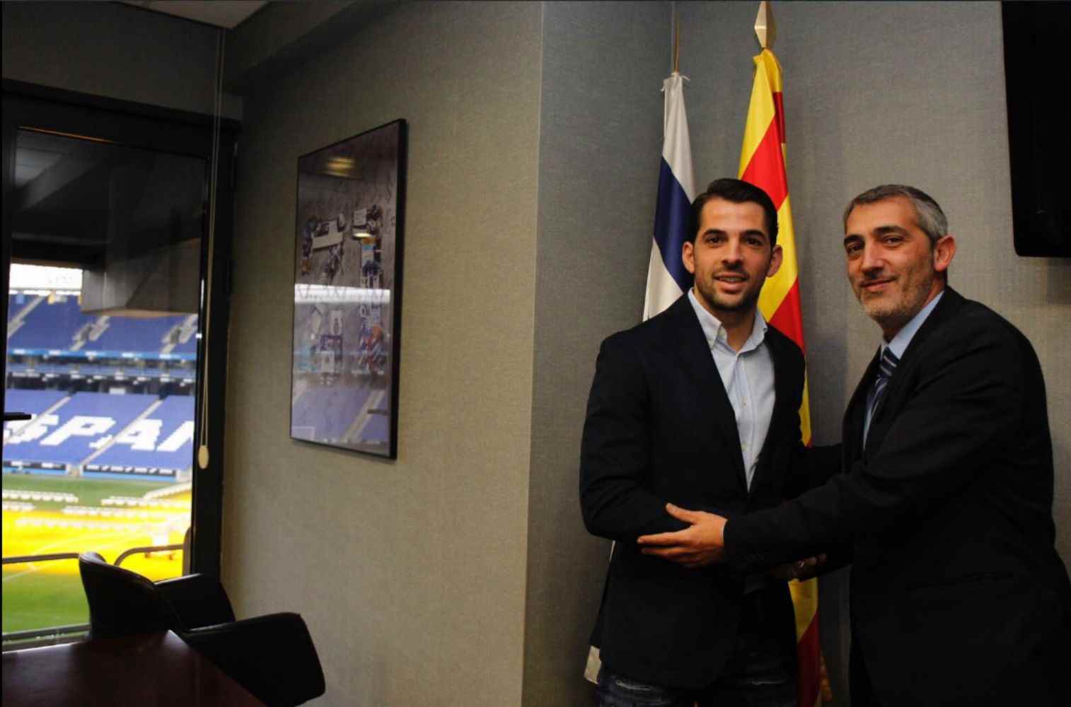 Víctor Sánchez renova amb l'Espanyol fins al 2021