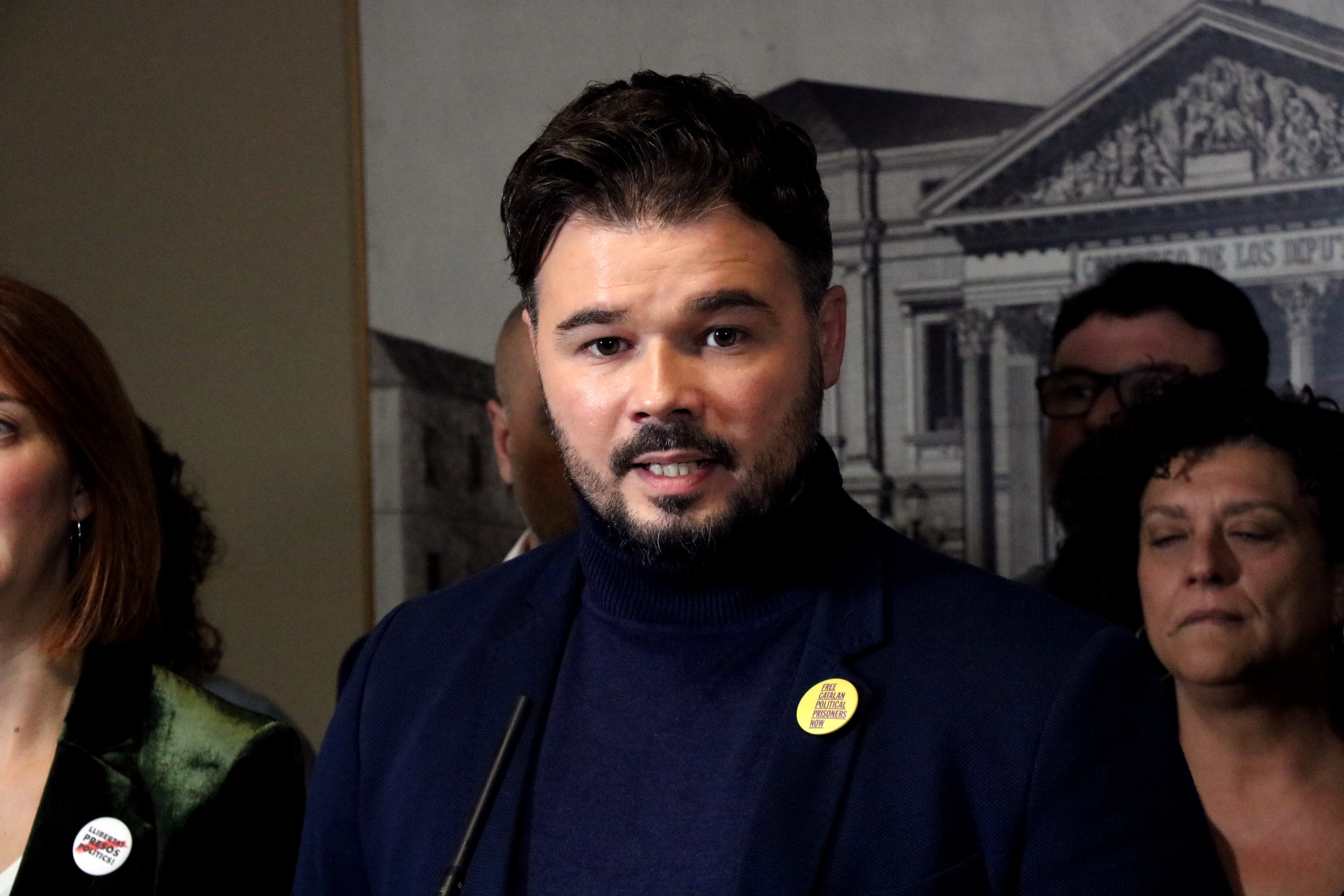 Un diputat de Vox ja es fa l’autoritari al pas de Rufián