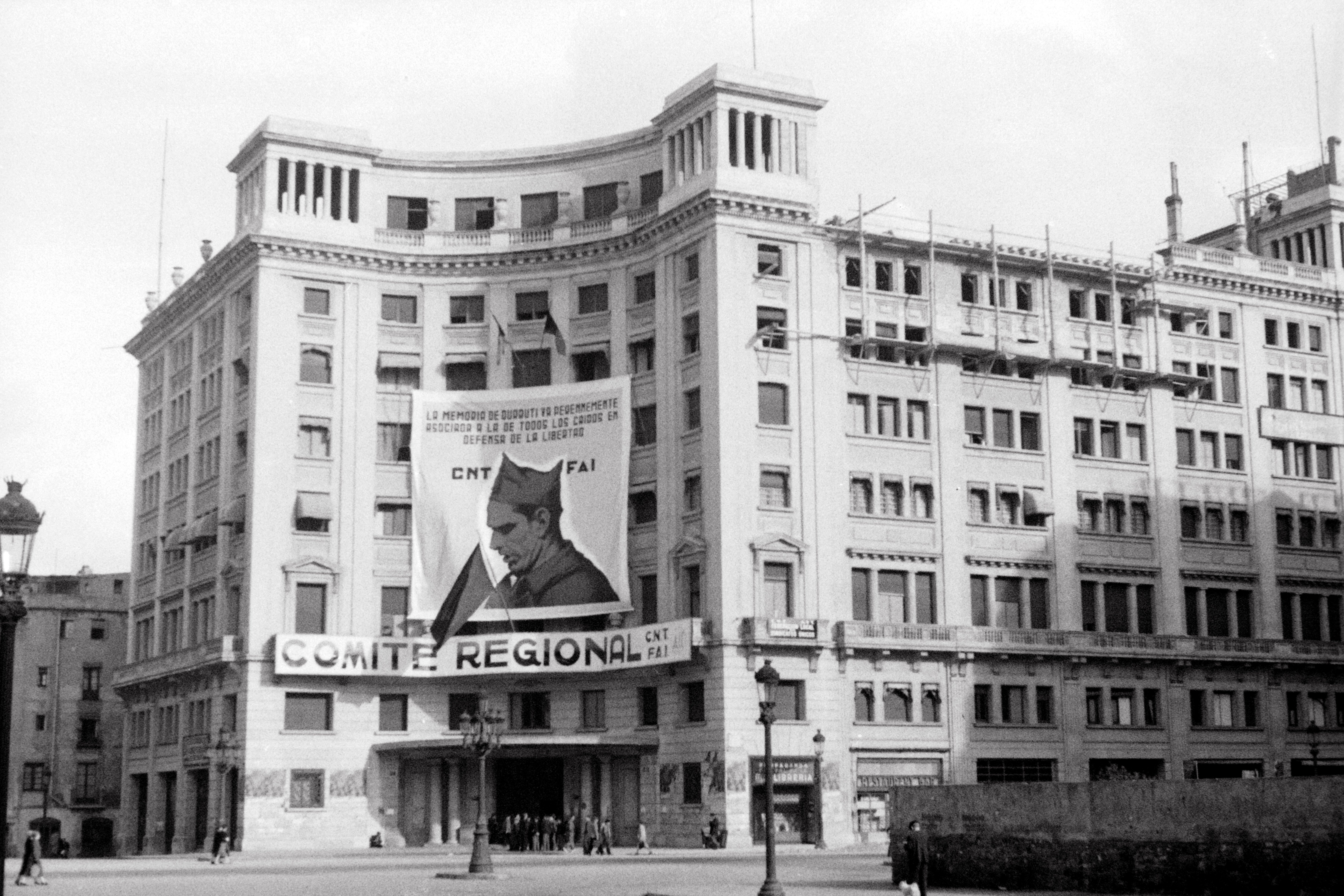 'Gráfica anarquista': una exposición muestra las fotos de la revolución del 36