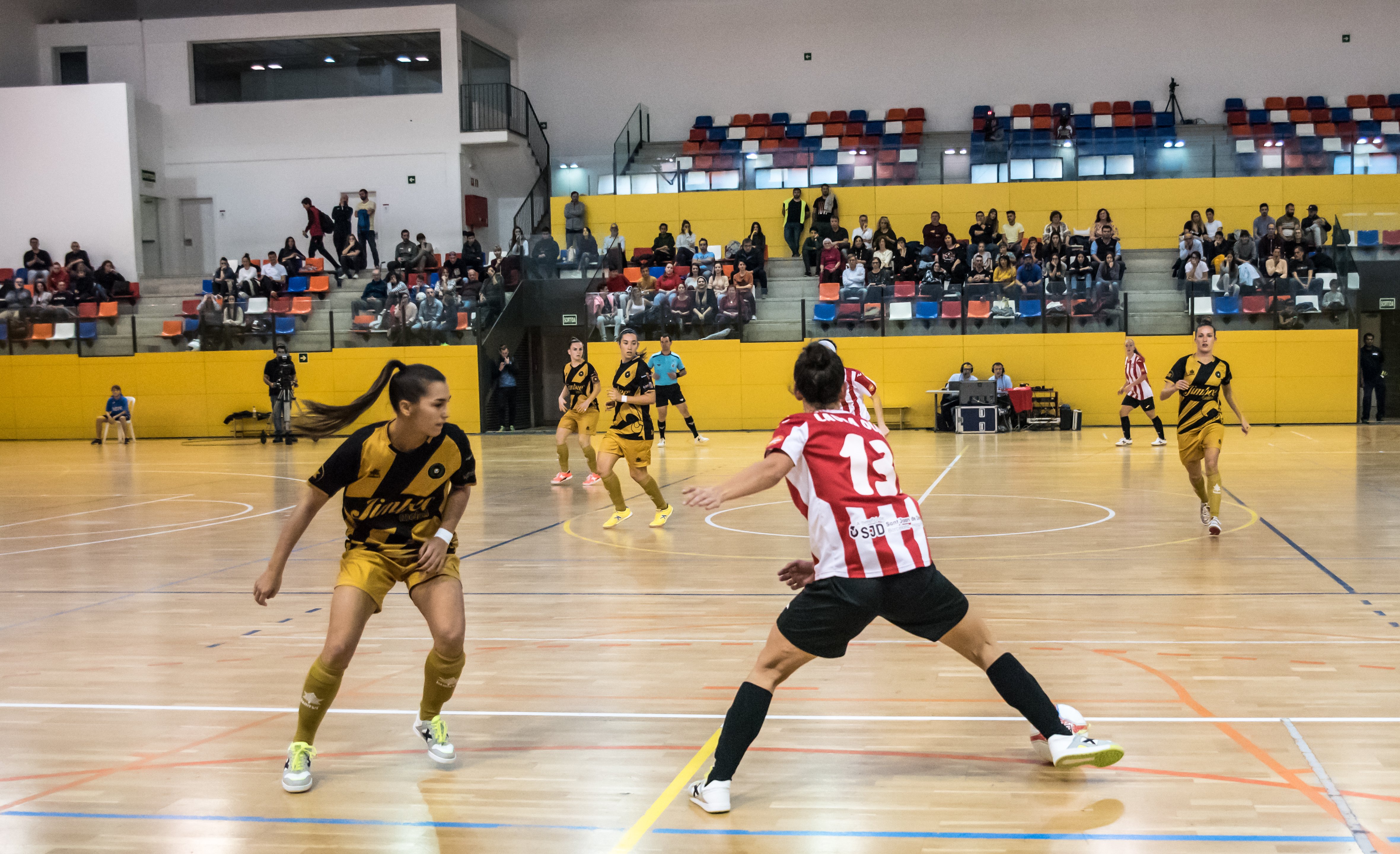 Derrota de la Penya Esplugues en el moment més difícil del curs