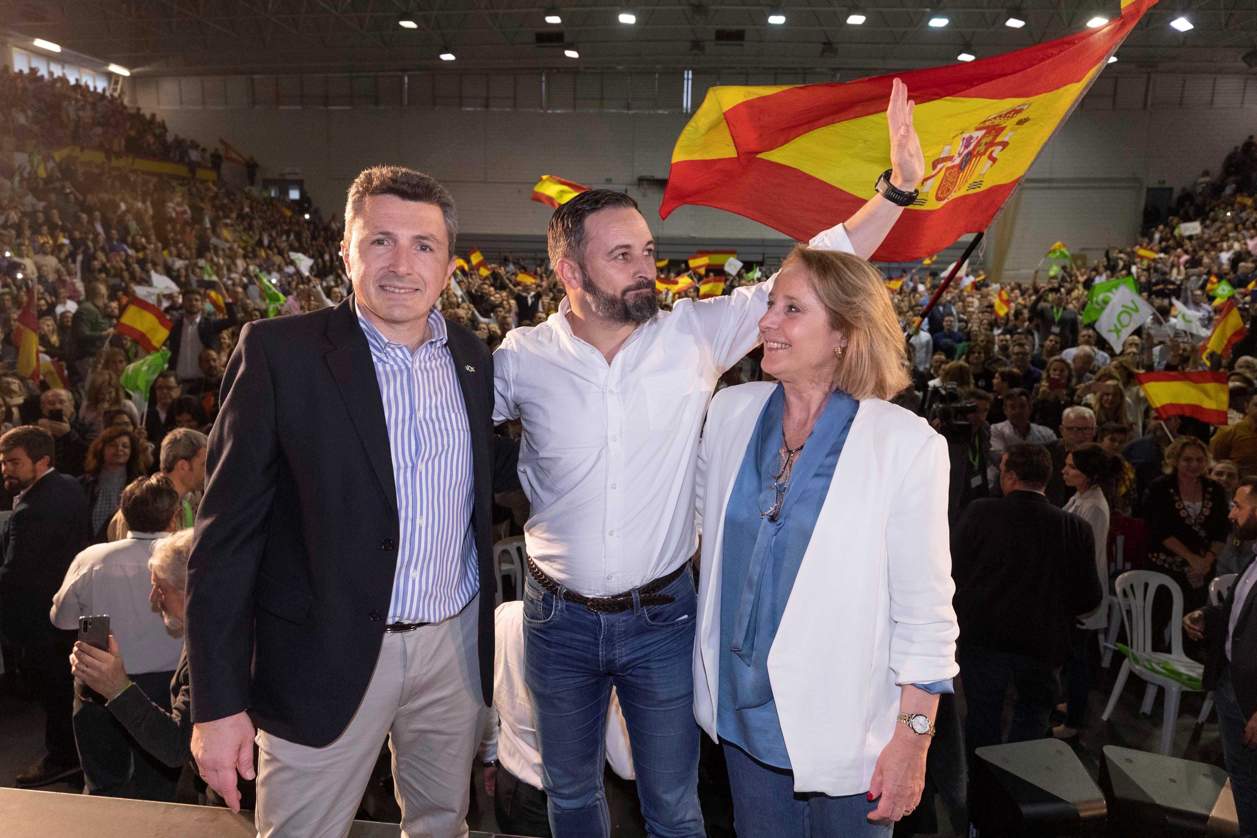 Dimiteix en bloc l'executiva de Vox Múrcia per "excés de feina"