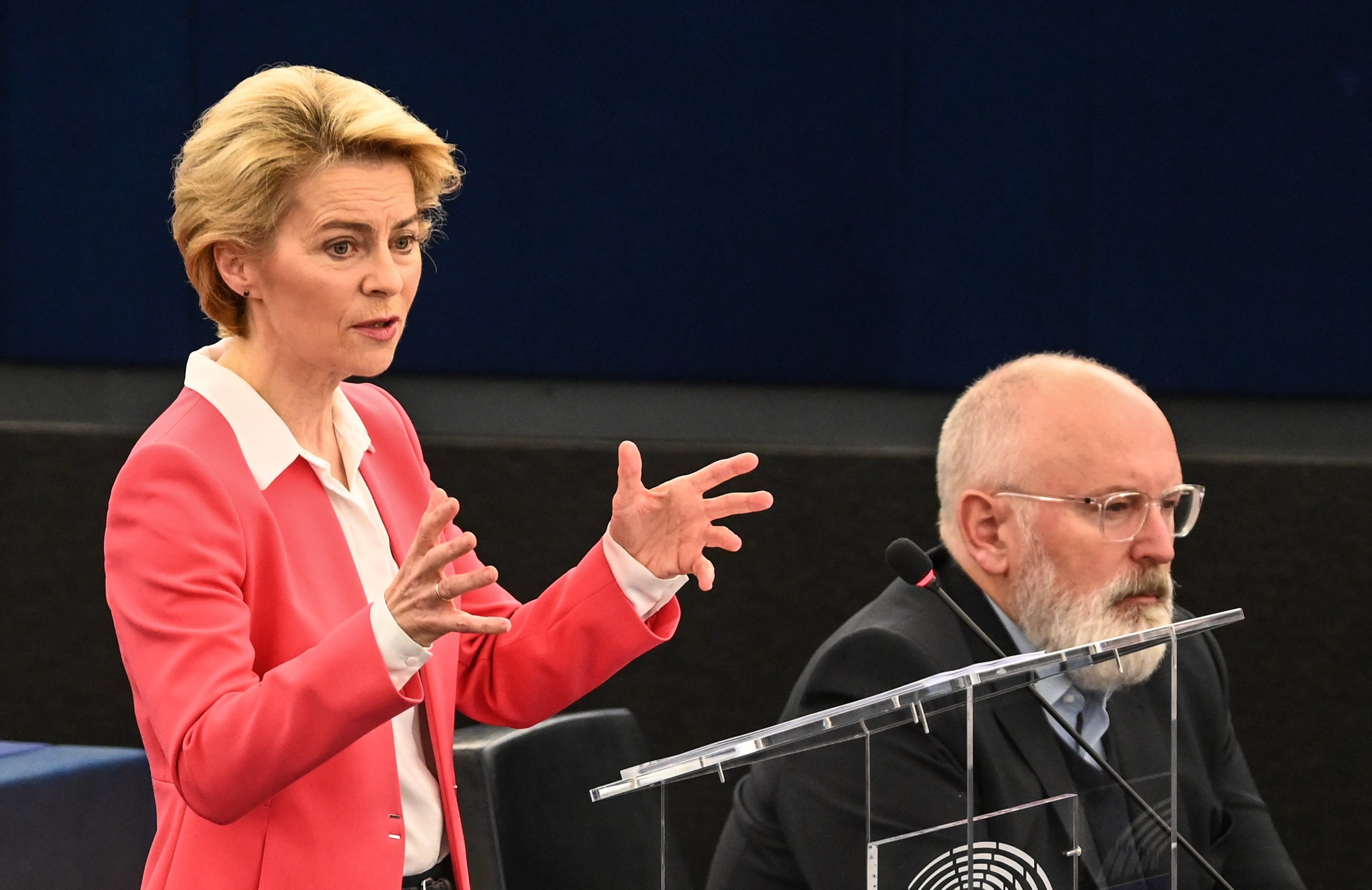 El Parlamento Europeo avala la Comisión de Von der Leyen con Borrell de jefe de la diplomacia