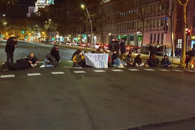 tall gran via balmes - assemblea plaça universitat
