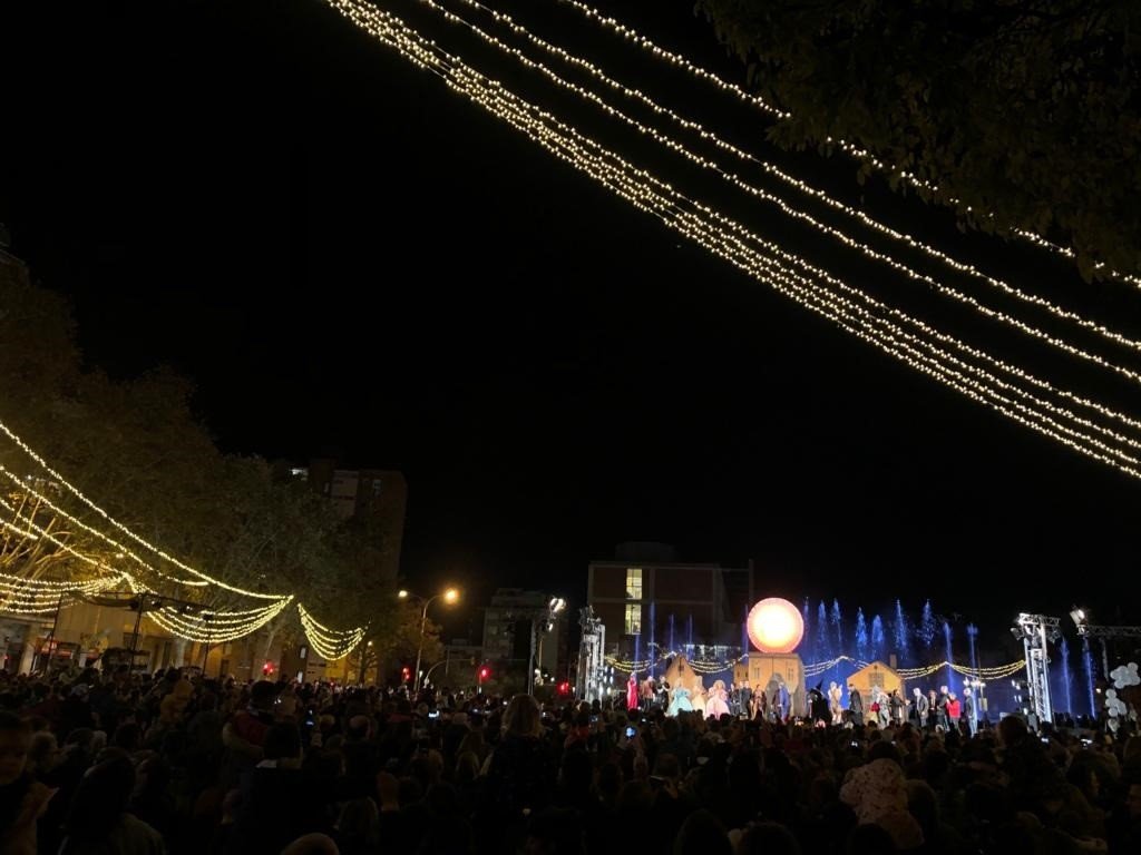 Dagoll Dagom enciende las luces de Navidad en Barcelona