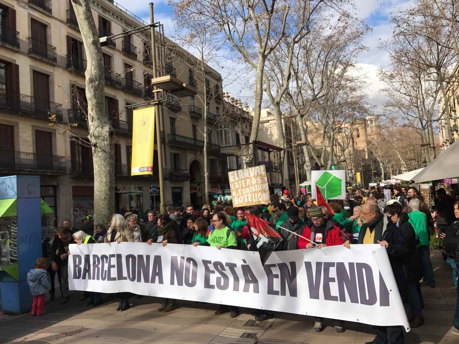 'The Independent' incluye Barcelona entre los lugares más hostiles al turismo