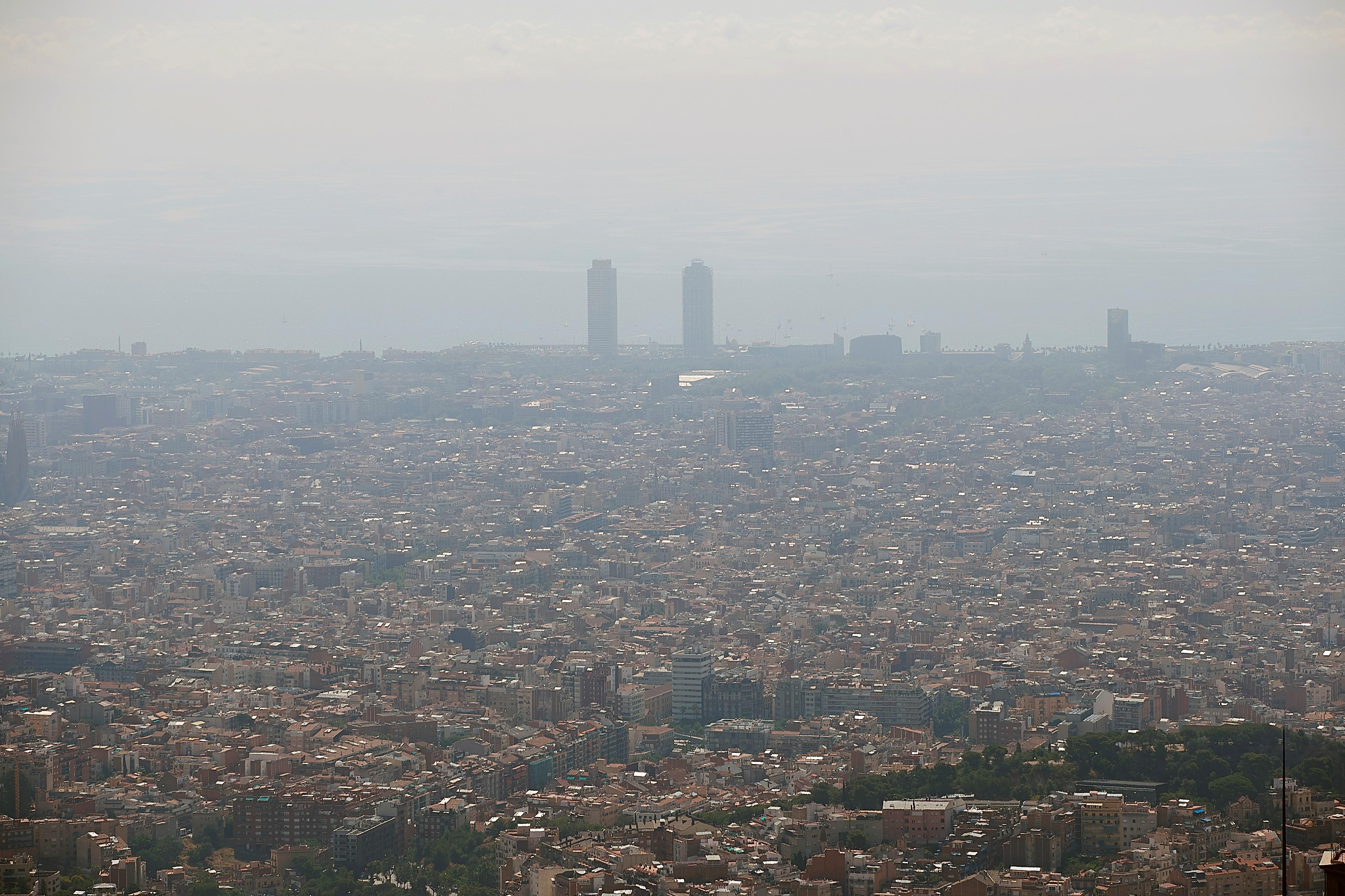 La Generalitat activa un avís preventiu per contaminació a Barcelona