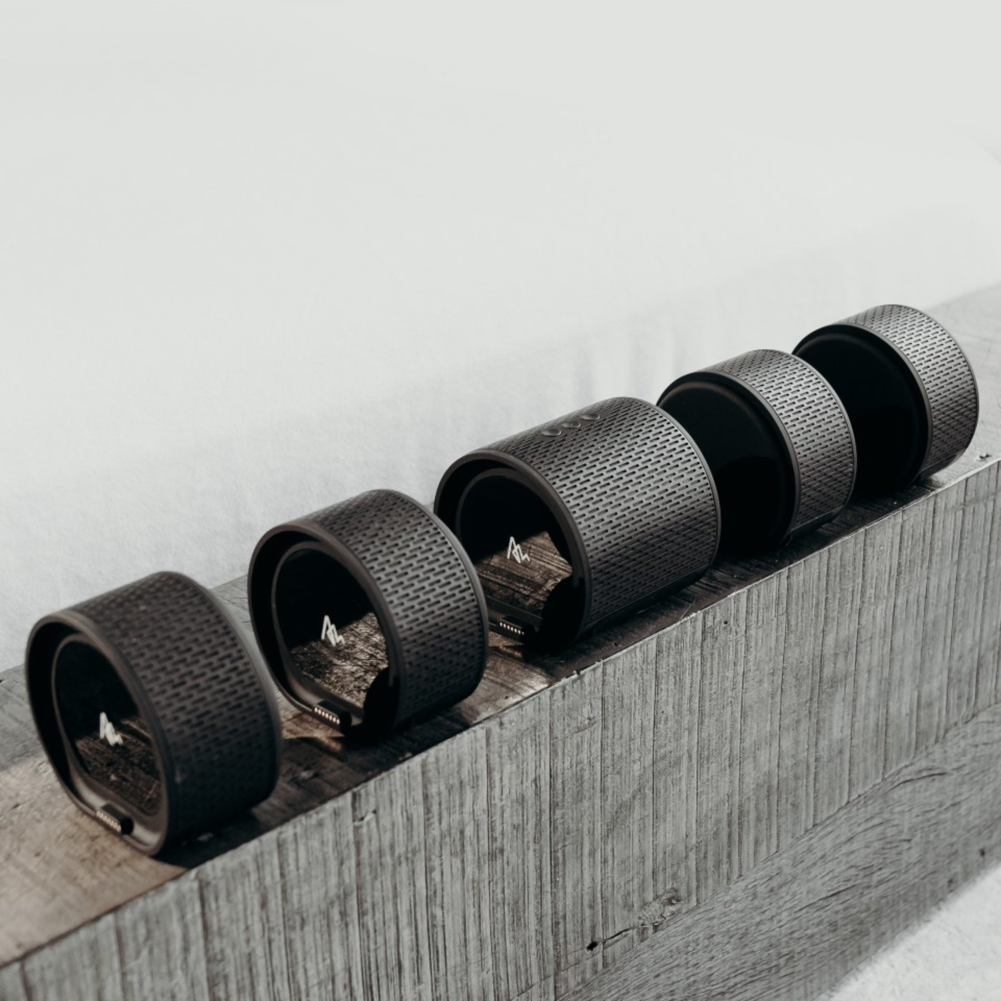 AIR Speaker, un altaveu sense fil molt versàtil que pot dividir-se en cinc