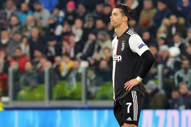 Cristiano Ronaldo trist bracos Juventus EFE