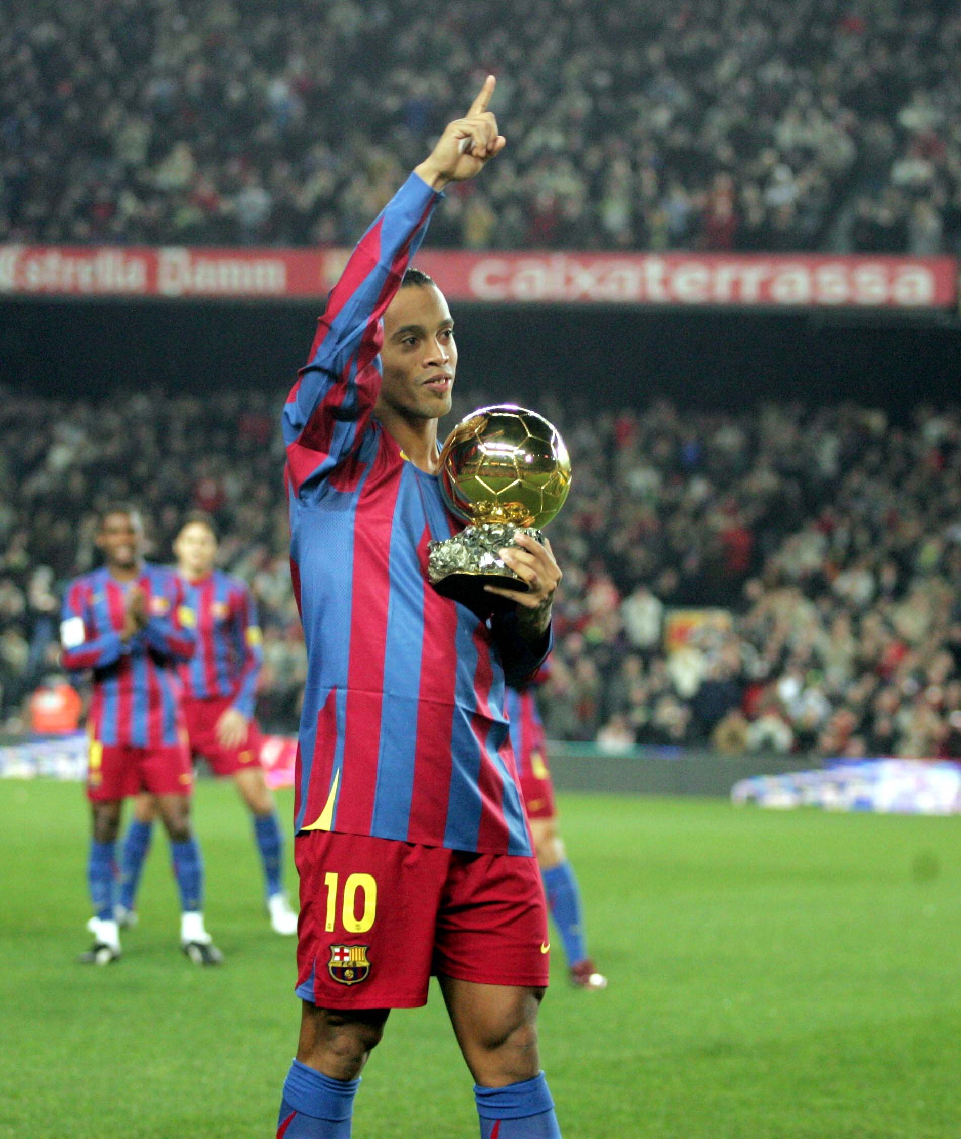 Ronaldinho: "No vaig canviar la història del Barça"