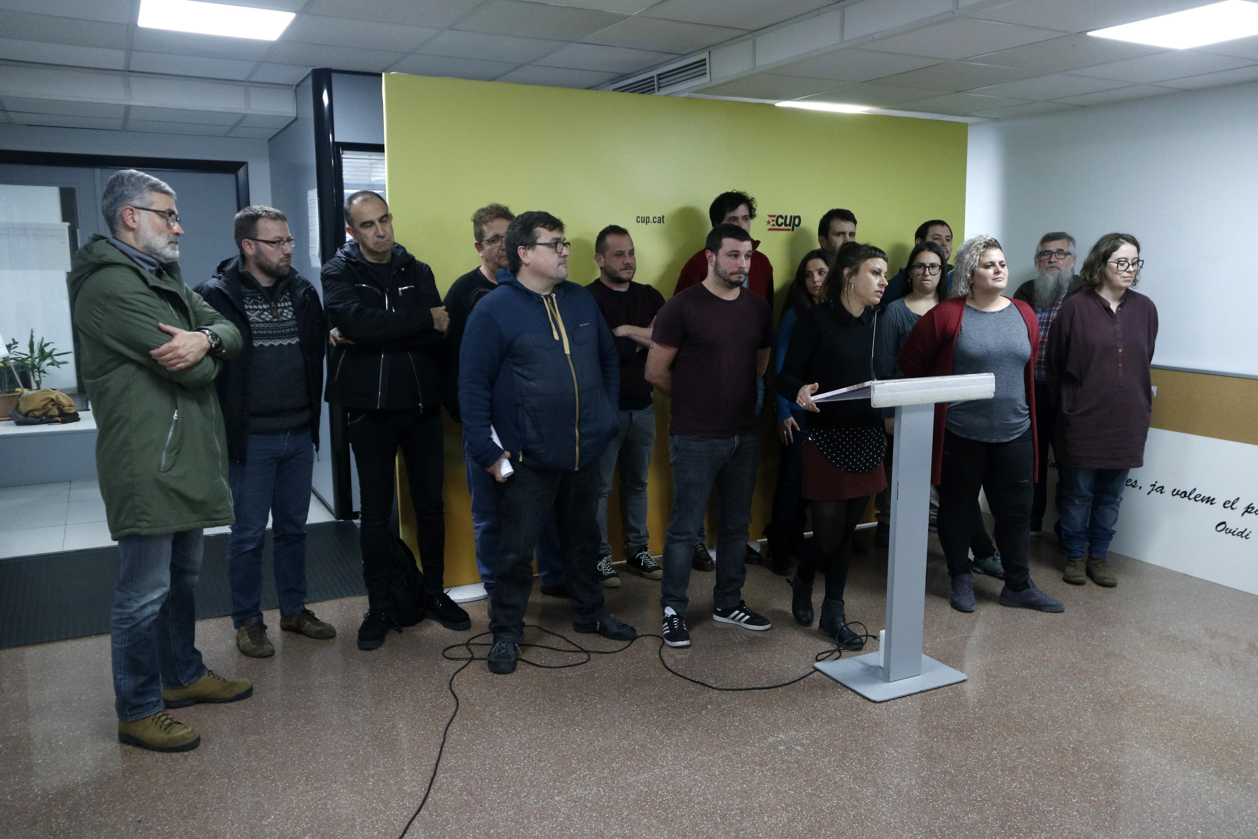 La CUP debate incluir en la propuesta electoral un 1-O con Podemos en la Moncloa