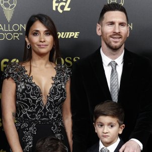 Antonella Leo Messi Thiago Mateo Barca Pilota Or EFE Antonella Leo Messi Thiago Mateo Barca Pilota Or EFE
