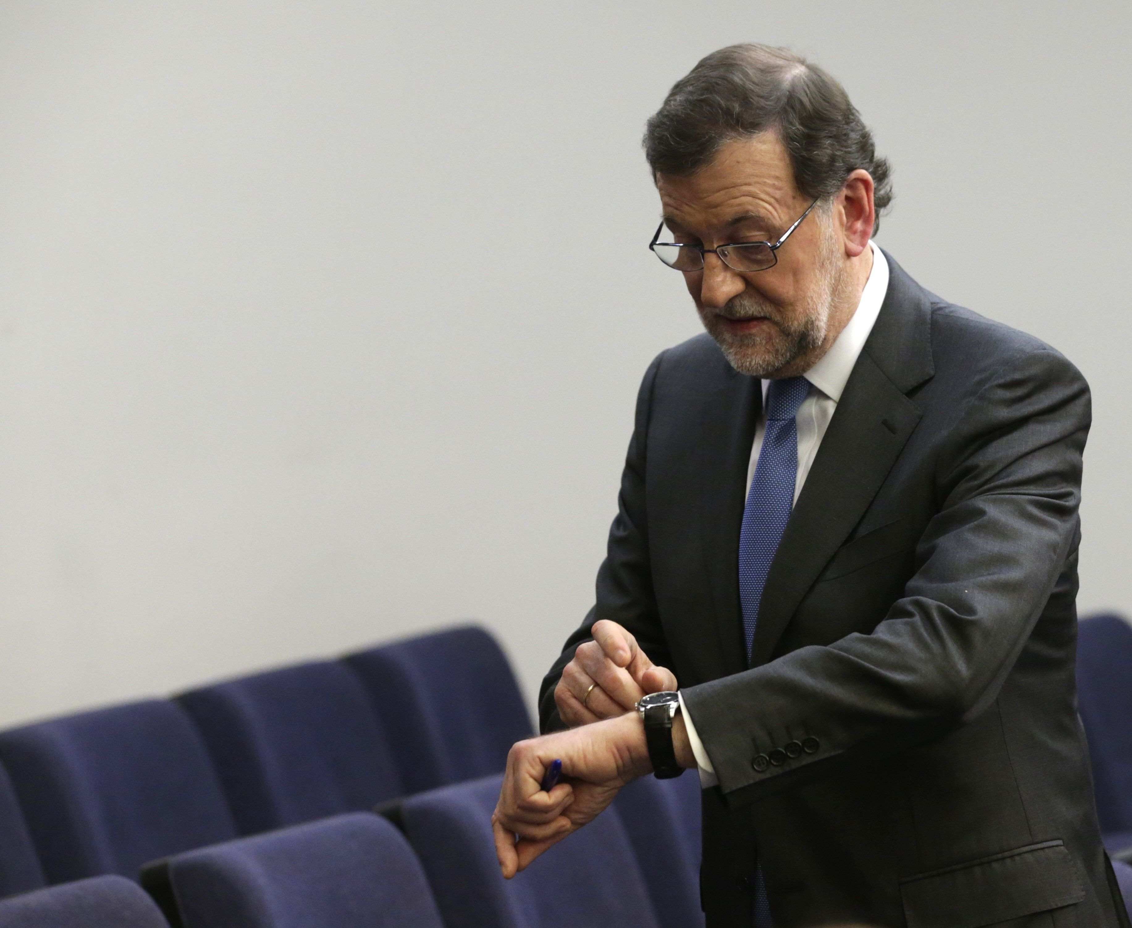 Els joves lleons del PP gesten el recanvi de Rajoy