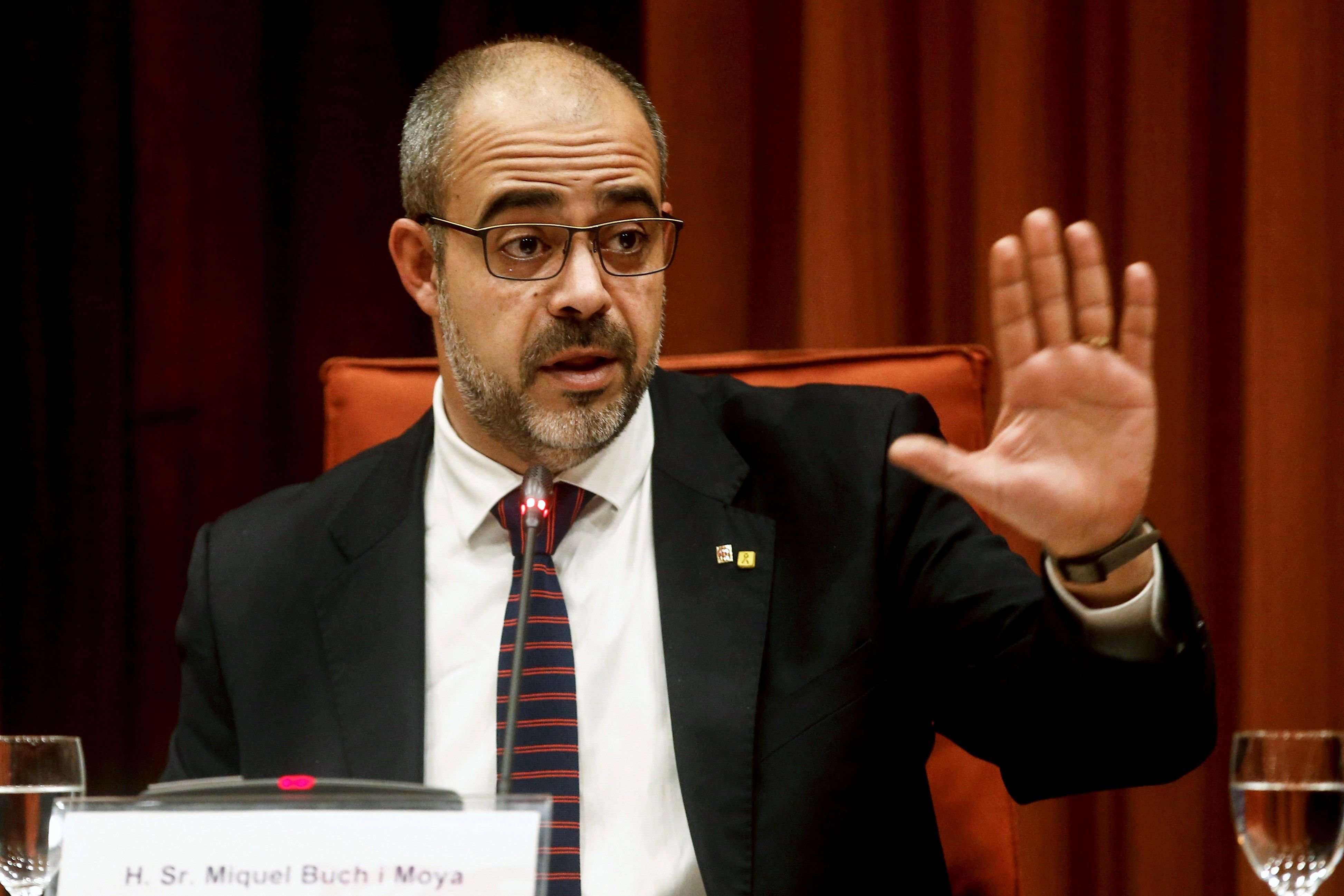 El TSJC admet la querella contra Buch per l'escorta de Puigdemont a l'exili