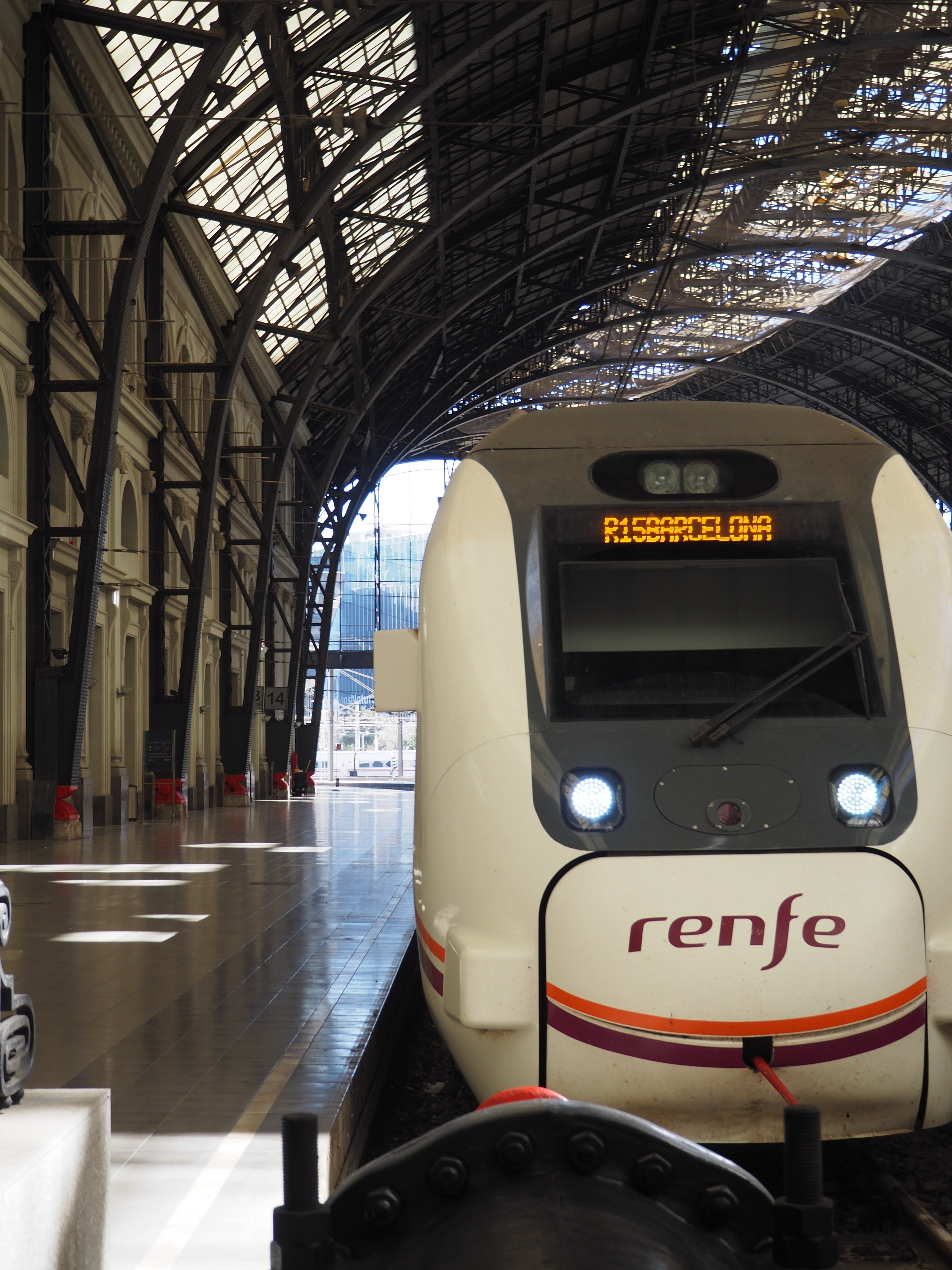 CGT reconeix "petits apropaments" amb Adif i Renfe però manté la vaga per demà