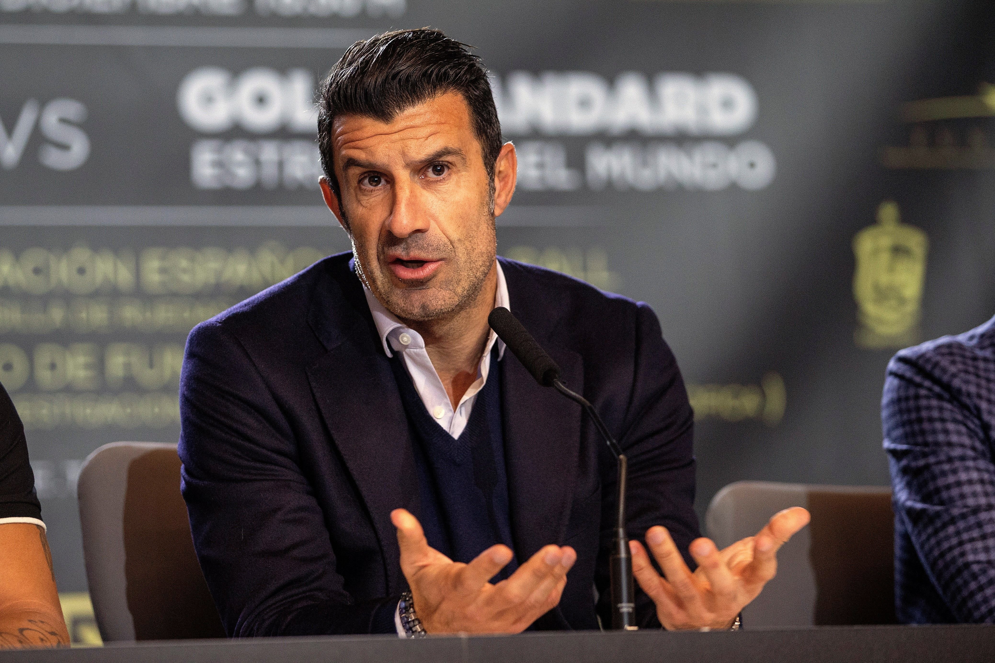 Figo, sobre el Barça-Madrid: "El fútbol no es política"