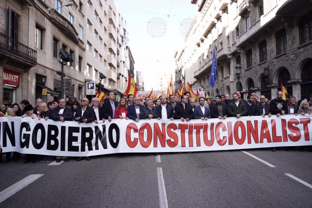manifestació unionista Constitució via laietana Abascal   Guillem Camós