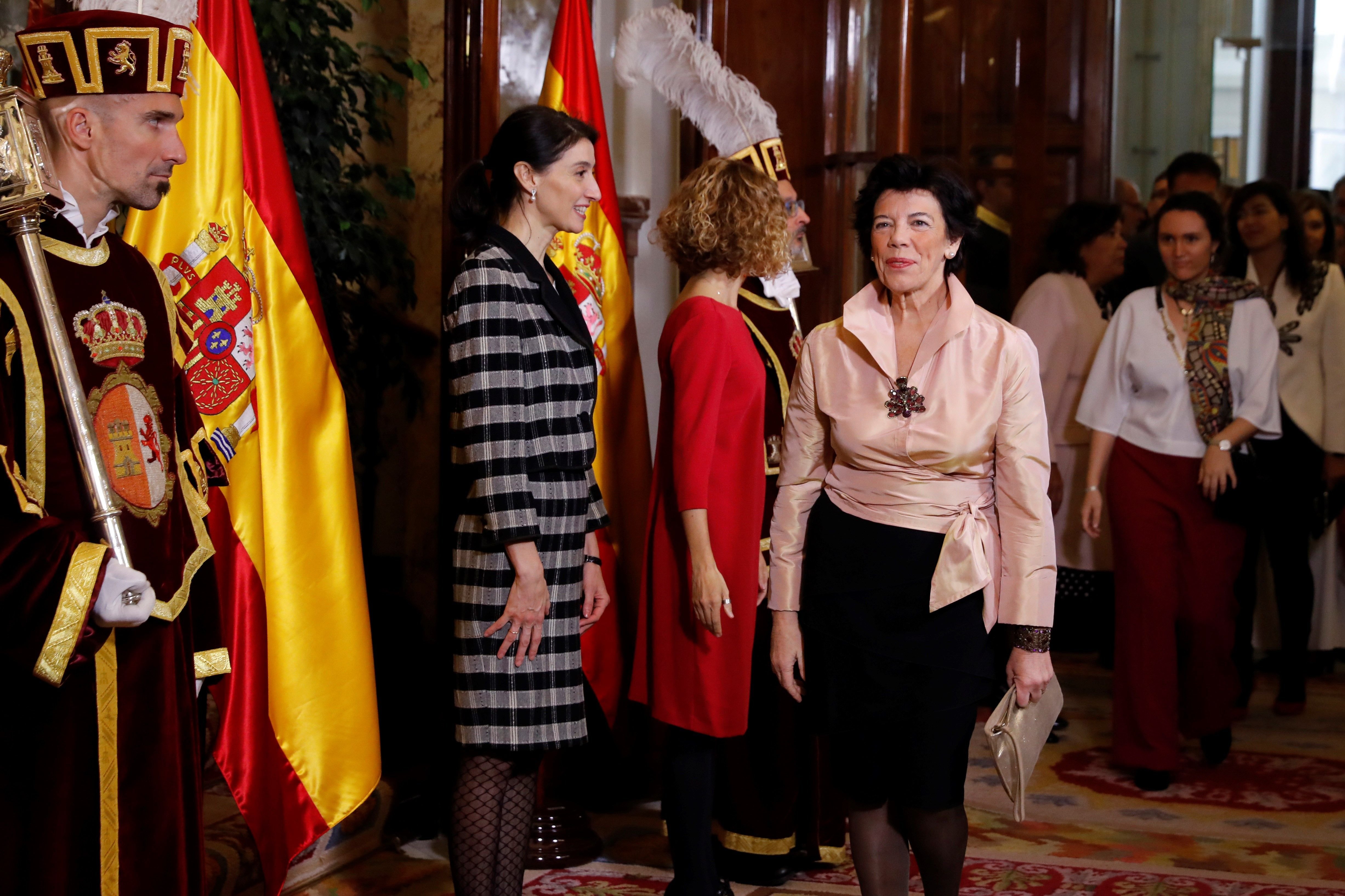 VÍDEO | El polèmic gest de Celáa cap a la presidenta del Senat