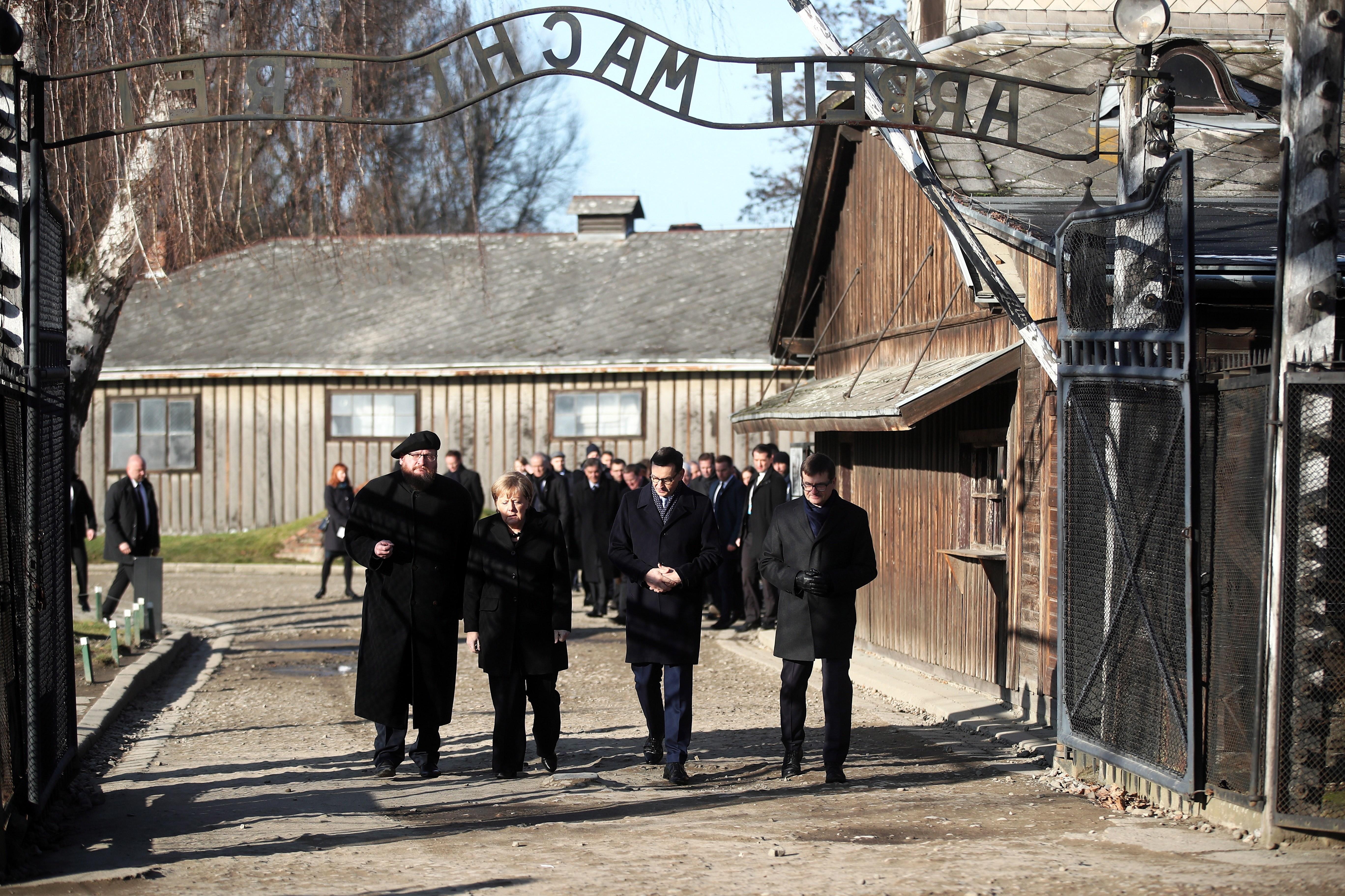 La lliçó de Merkel al camp de concentració nazi d'Auschwitz