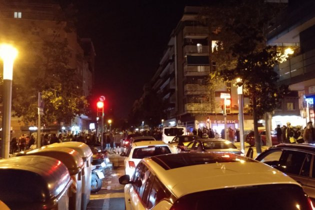 corte|trozo calle velia - meridiana resiste