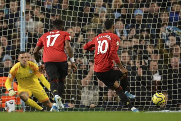 Rashford Ederson gol penalti Manchester City Manchester United EFE Rashford Ederson gol penalti Manchester City Manchester United EFE