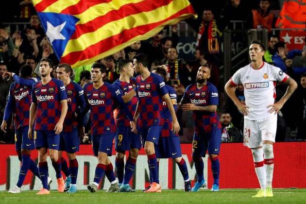 Barca celebracio tots estelada Mallorca EFE Barca celebracio tots estelada Mallorca EFE