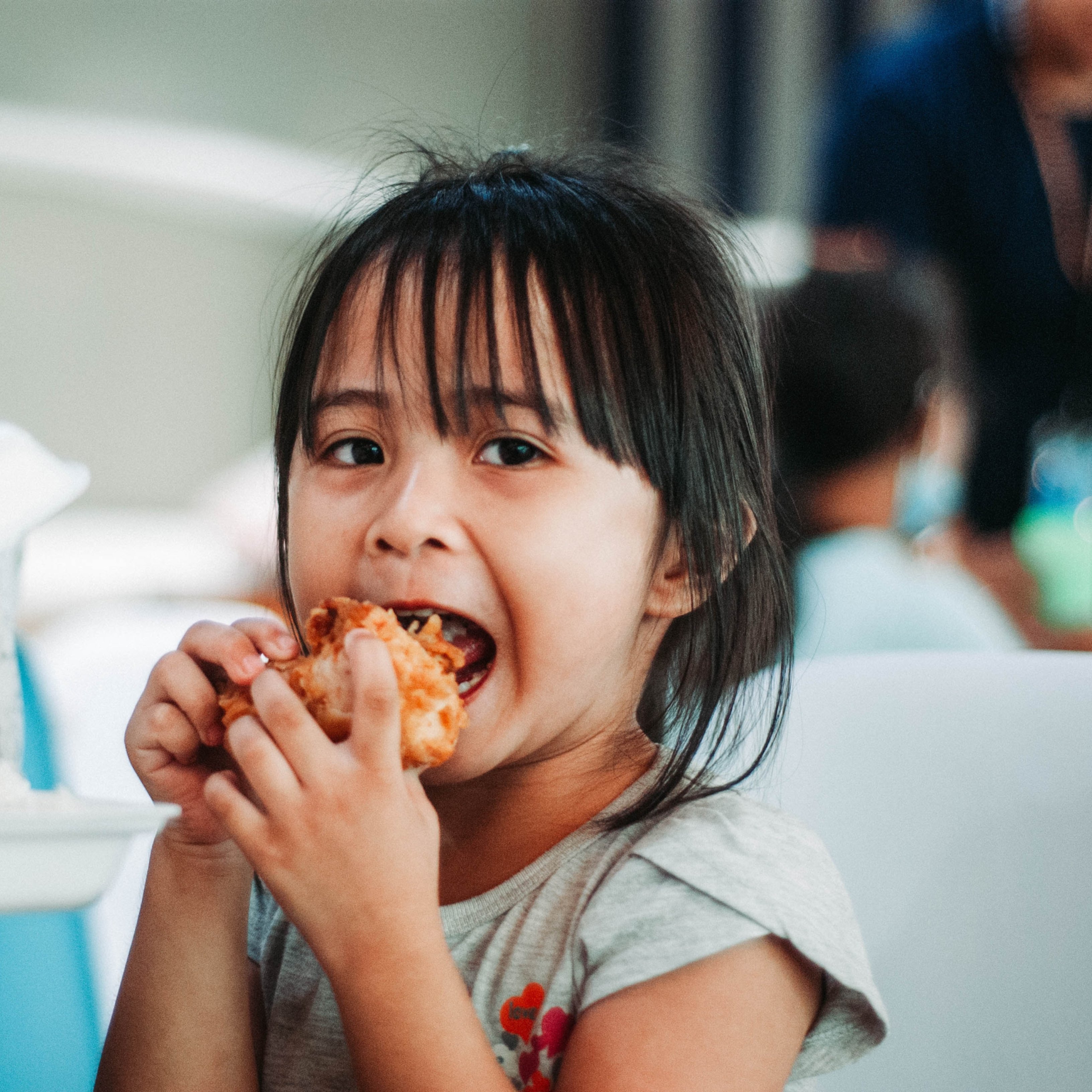 Por qué debes asegurarte de que tu hijo come bien en el colegio