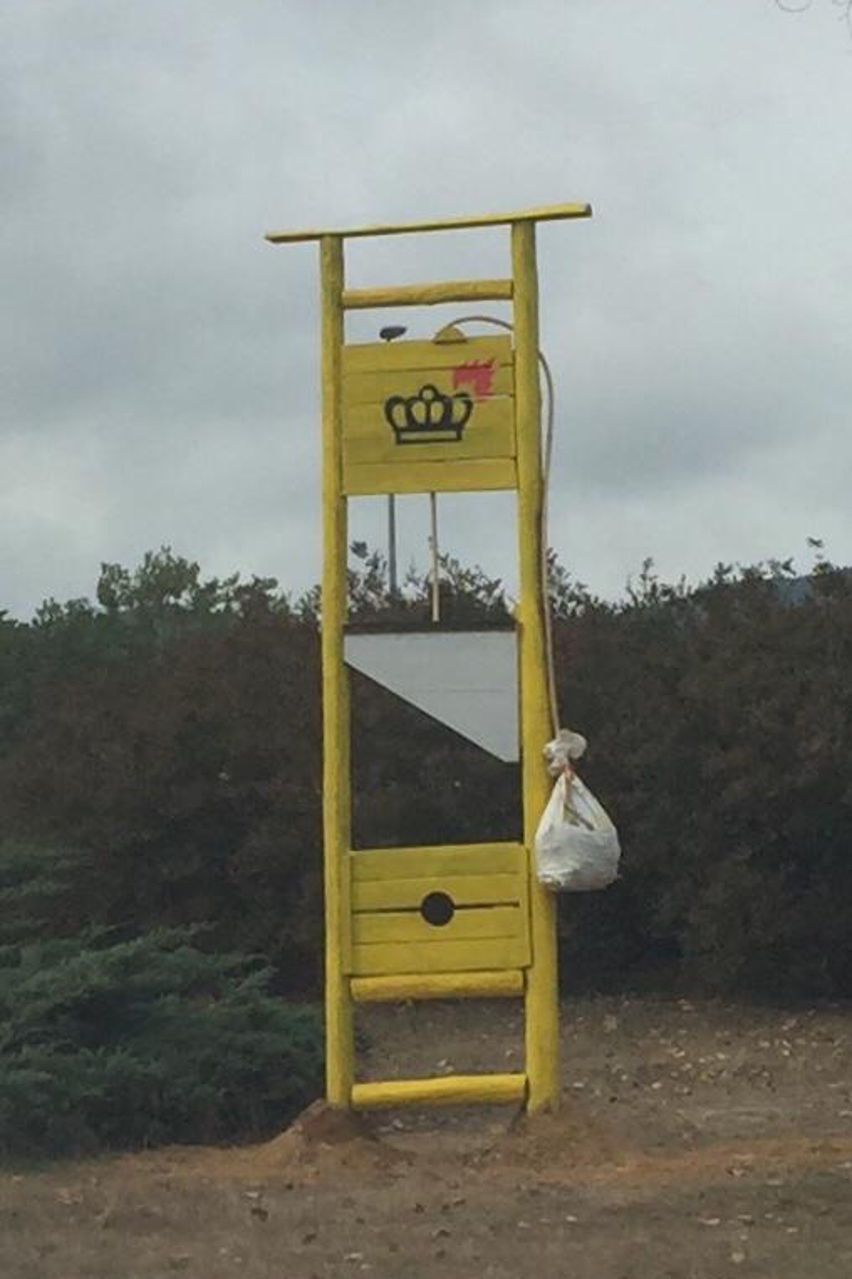 guillotina monarquia espanyola Cerlà - ACN