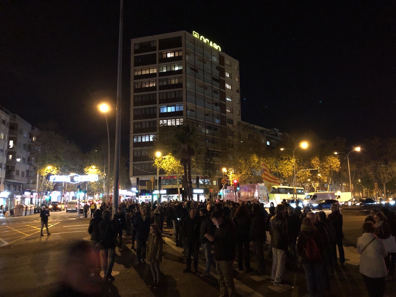 Tallen l'avinguda Meridiana per 57a nit consecutiva