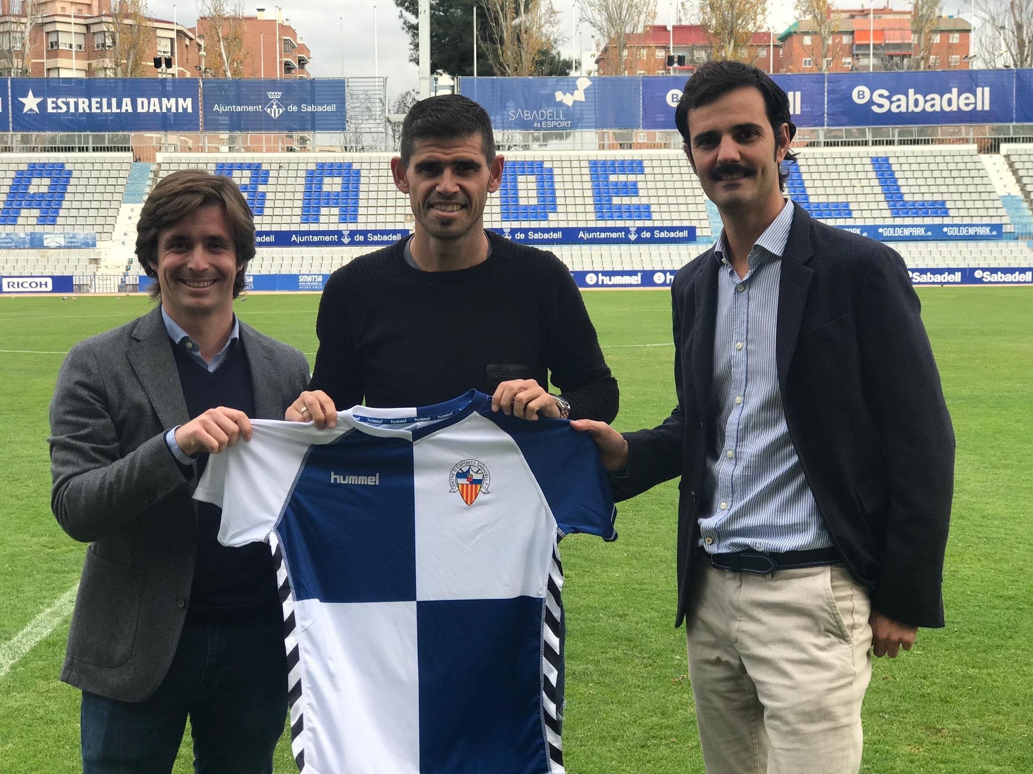 El Sabadell segella la confiança en Antonio Hidalgo renovant-li el contracte fins al 2022