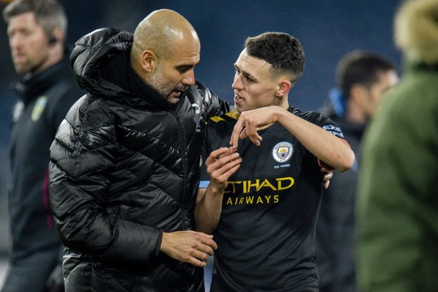 Pep Guardiola Phil Foden EFE