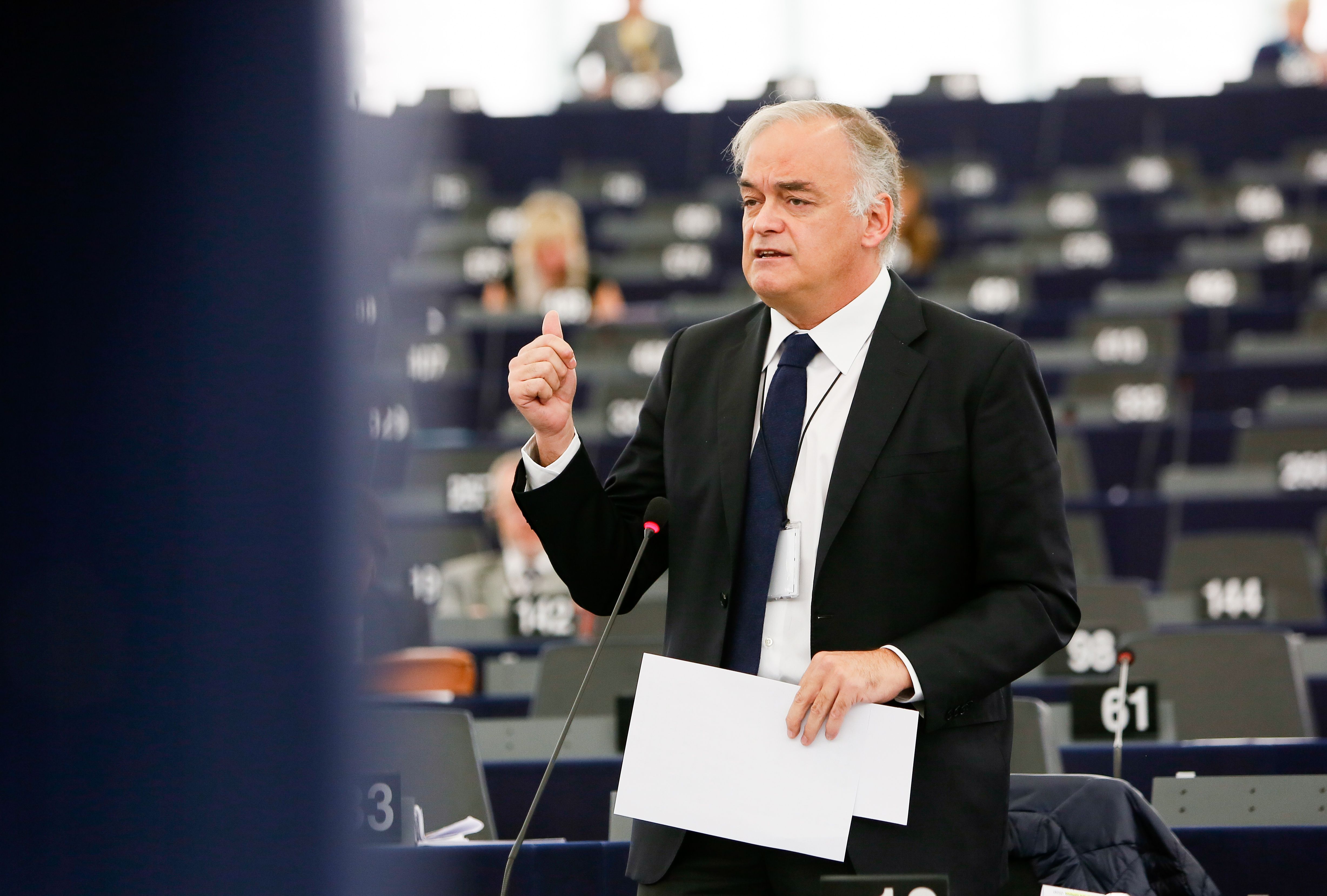 González Pons, irritado: "Exijo la suspensión del tratado de Schengen"