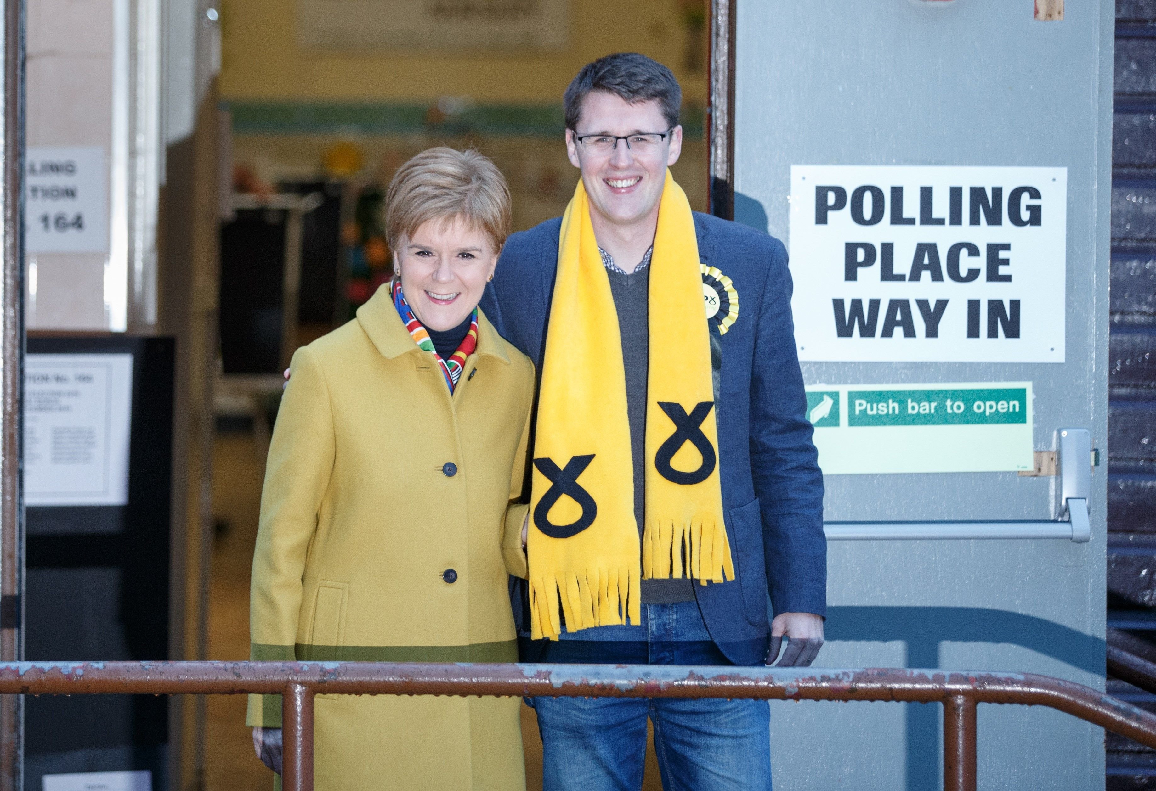 El independentismo arrasa en Escocia y reclama un nuevo referéndum