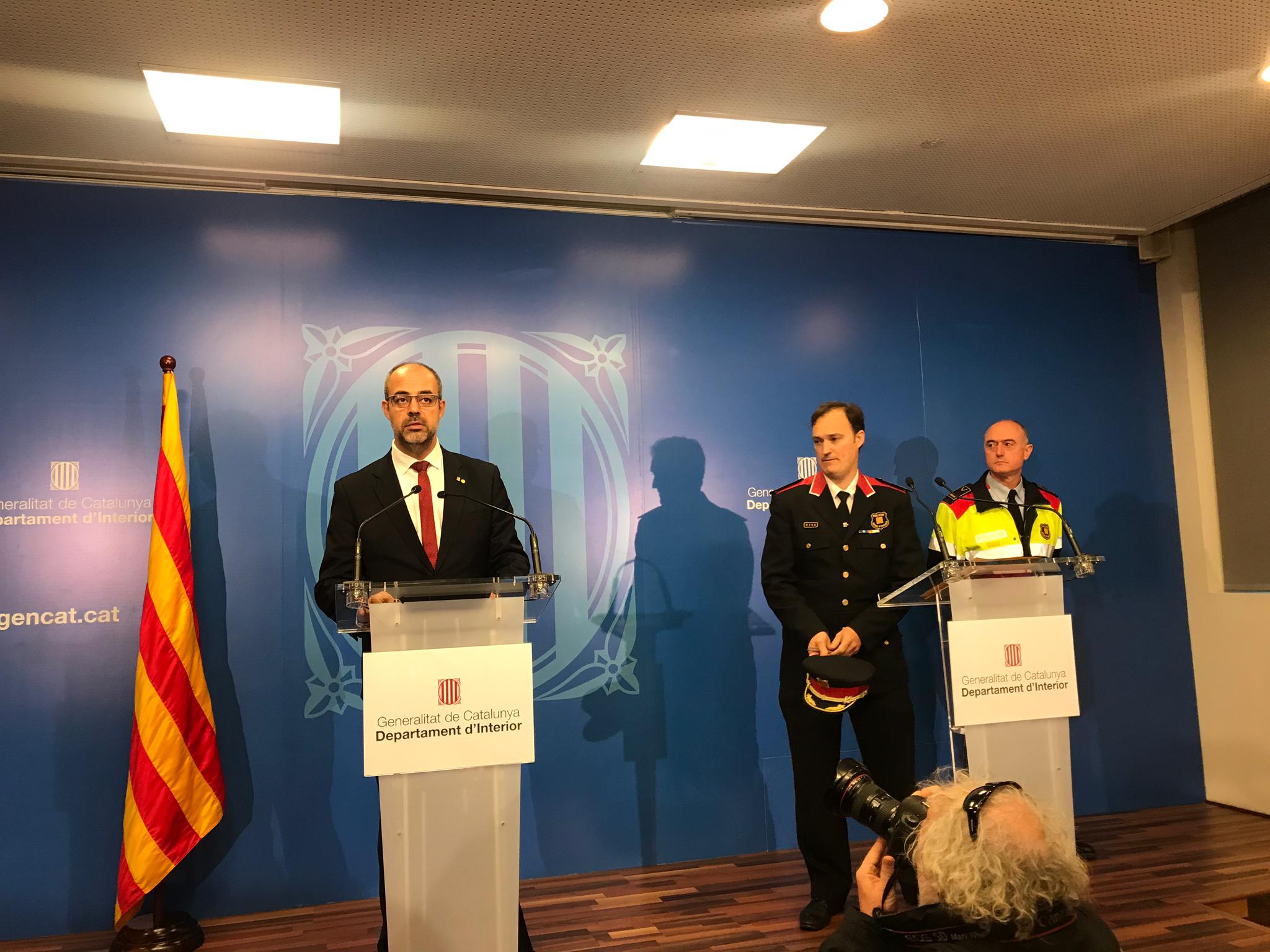 La invasió del camp durant el Barça-Madrid, el pitjor escenari per als Mossos