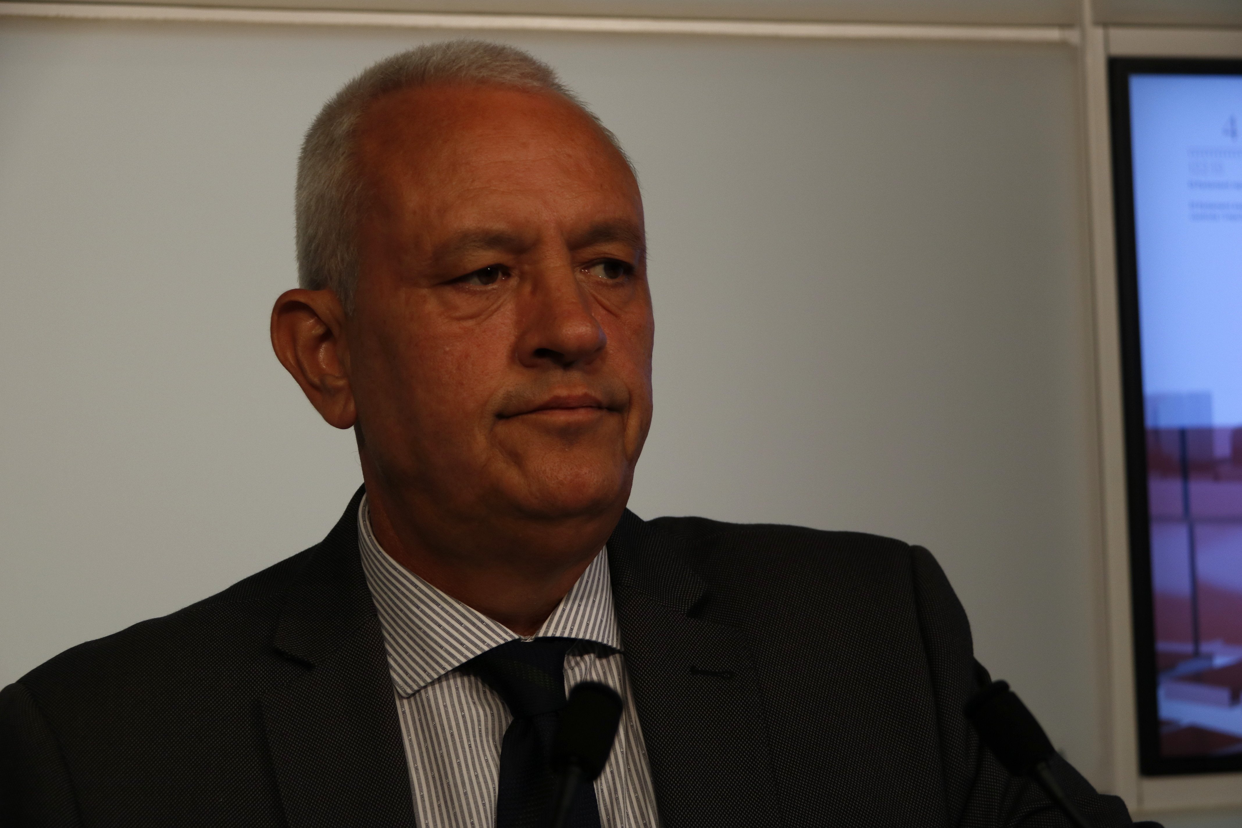 La reforma fiscal de Govern i comuns divideix l'oposició