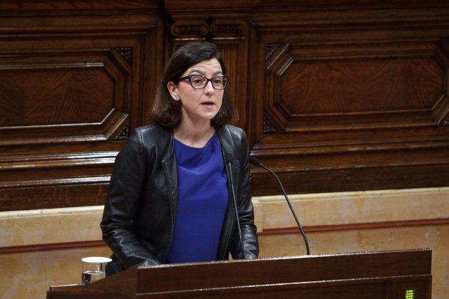 Eva Granados ple parlament dones - Mireia Comas