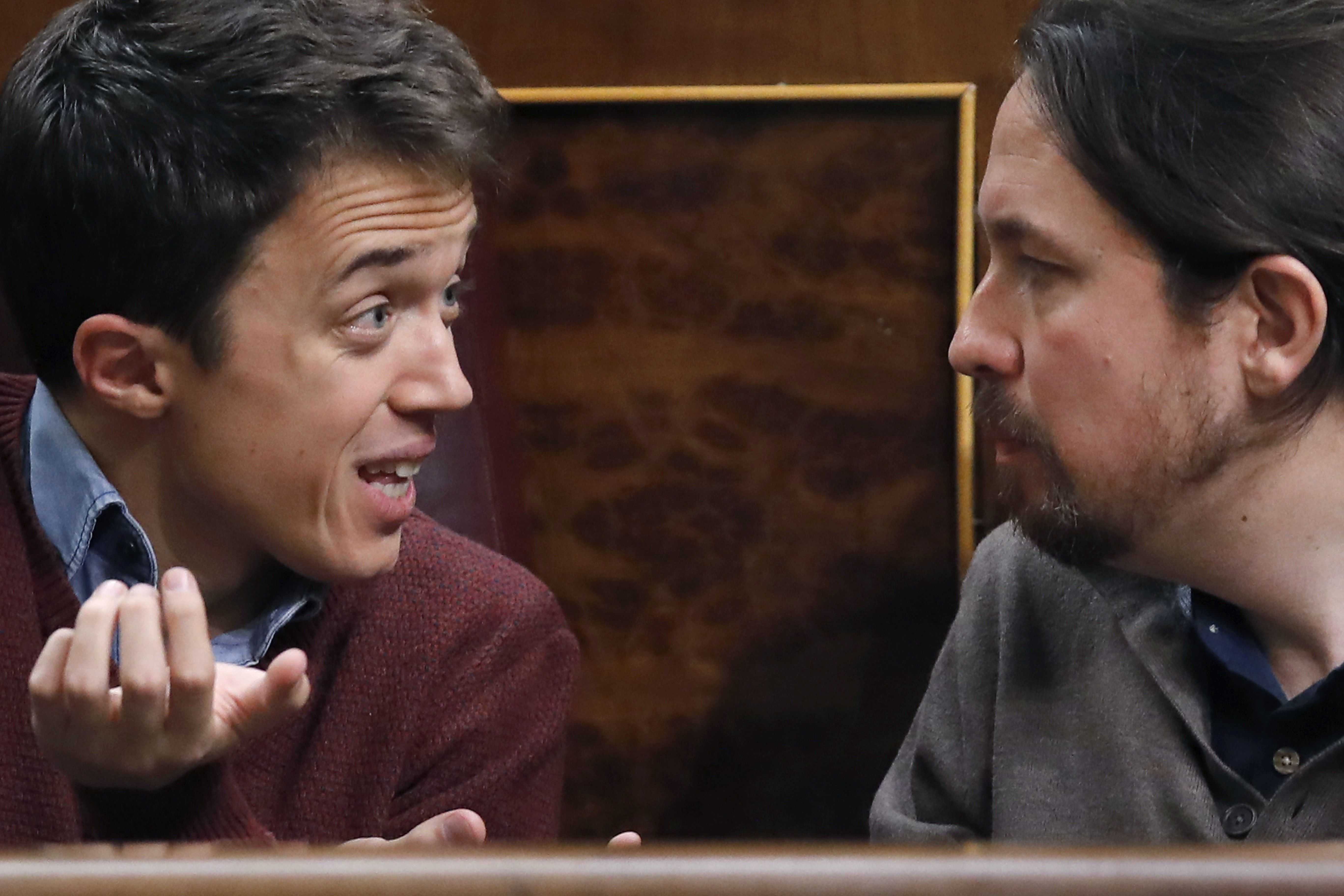 Tensa discussió entre Iglesias i Errejón al Congrés